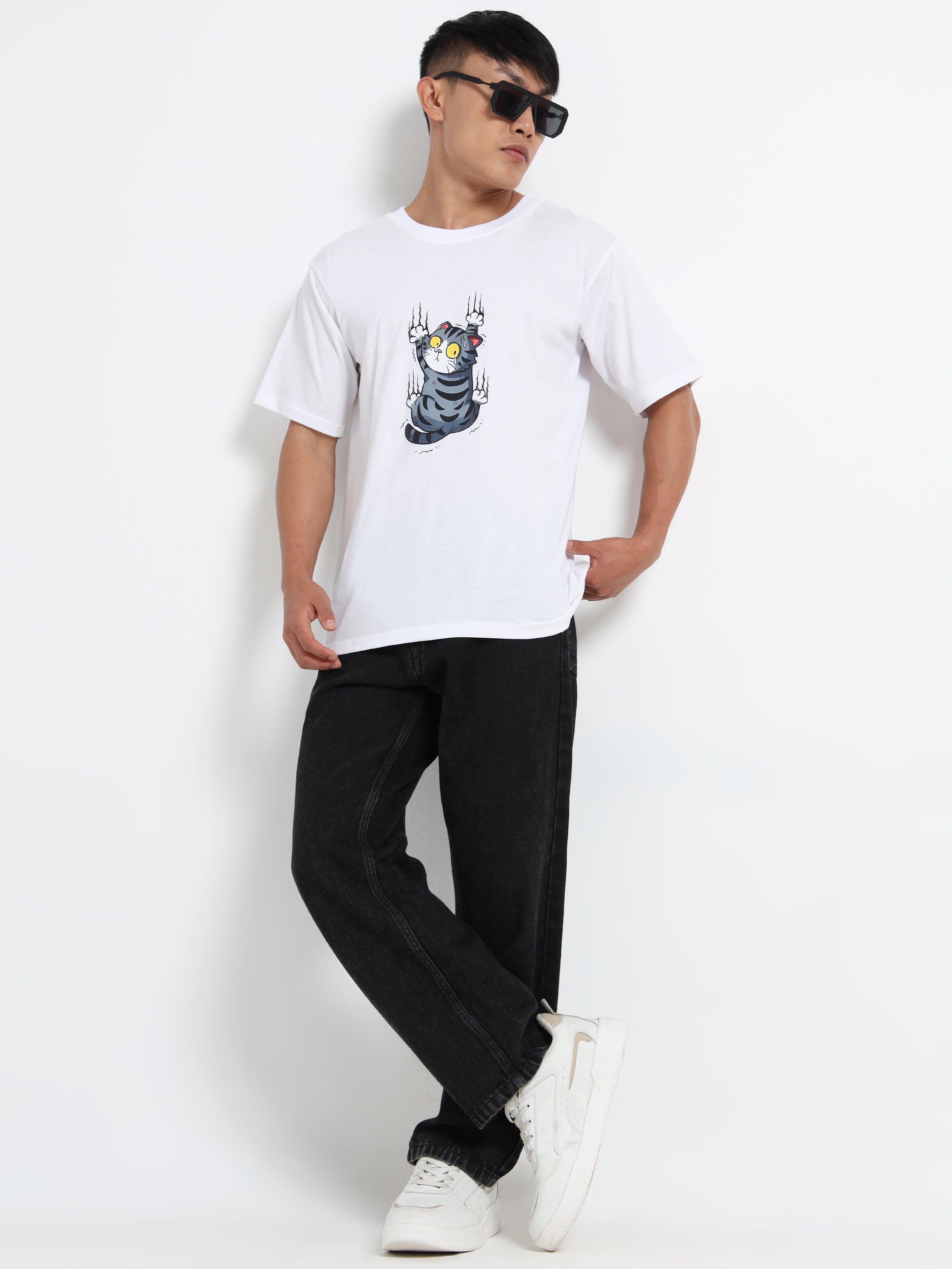 Men's White Cat Scratch Graphic T-Shirt