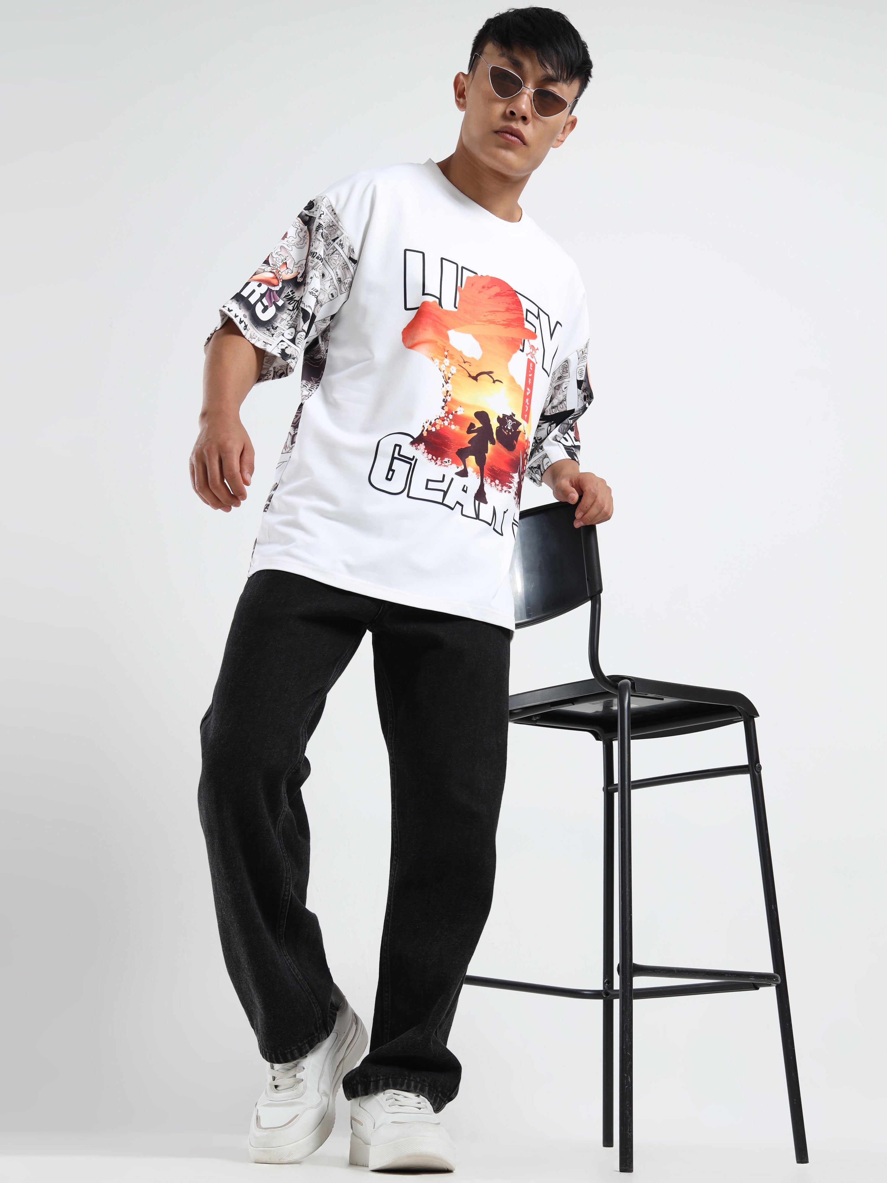 Men White Printed Oversized Cotton Bleach Tshirt