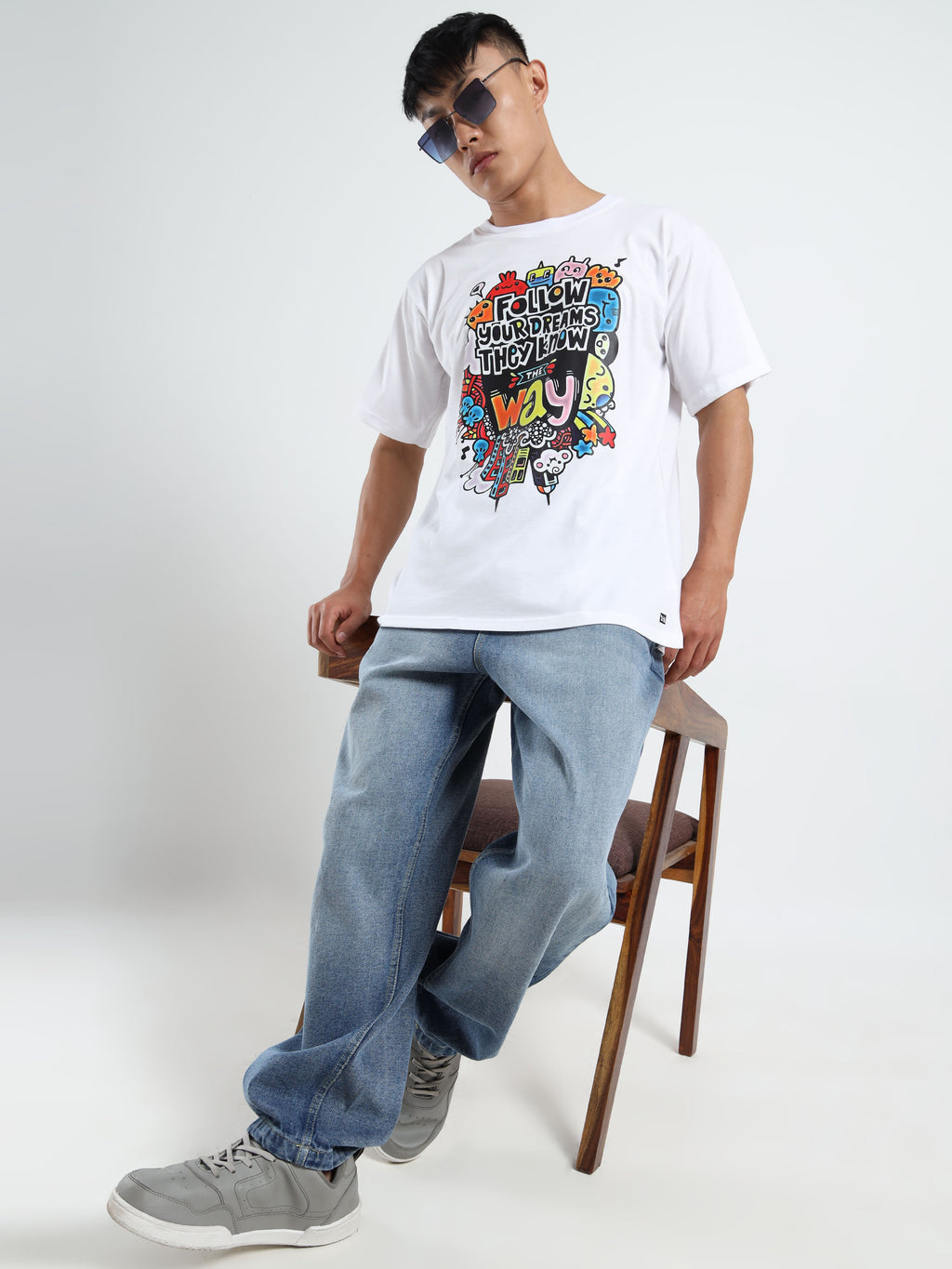 Men's White 'Follow Your Dreams' Doodle Graphic T-Shirt