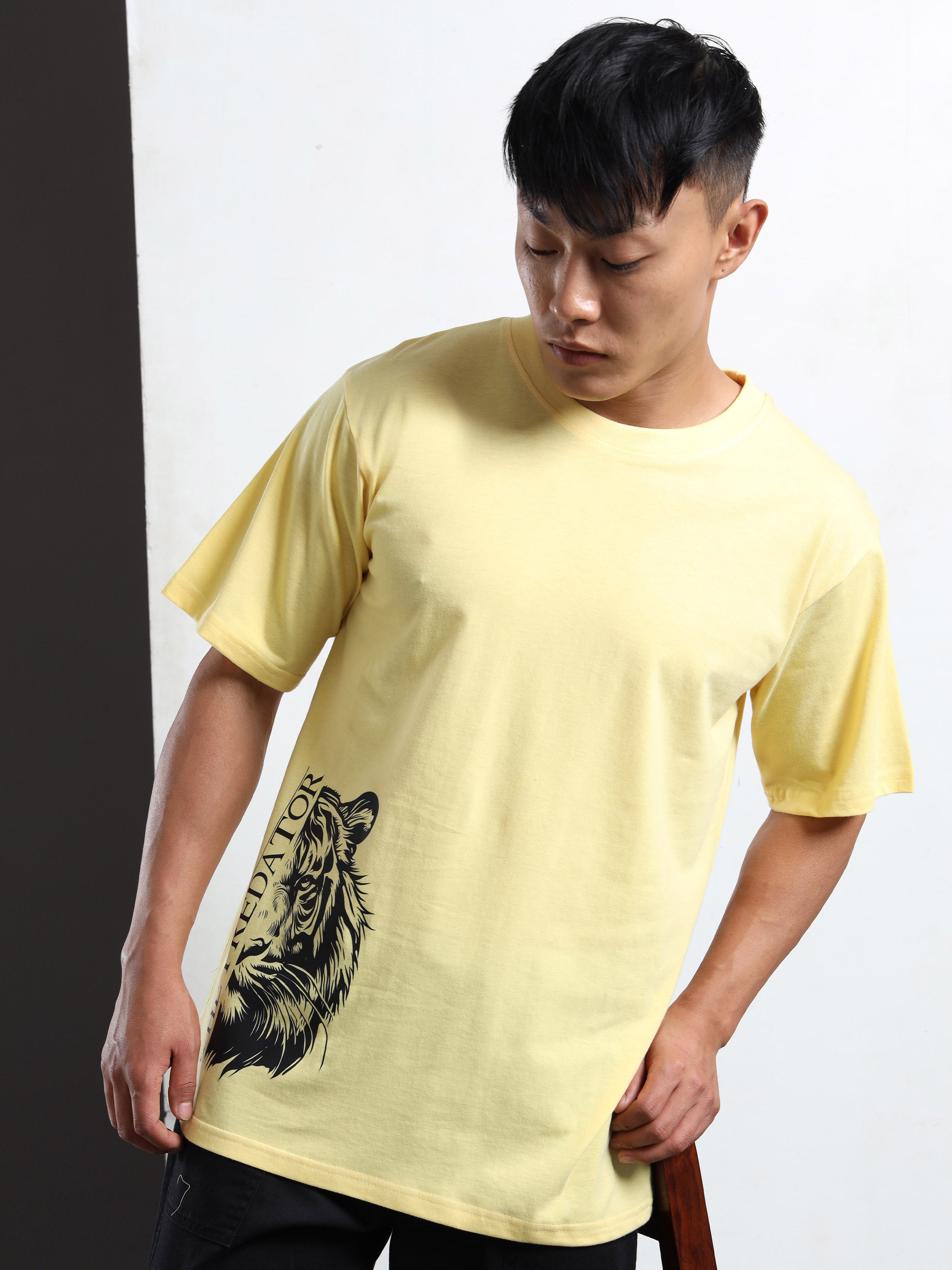 Men's Light Yellow The Predator Tiger Graphic T-Shirt