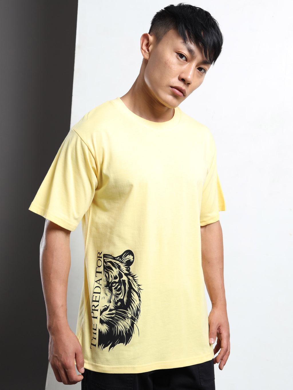 Men's Light Yellow The Predator Tiger Graphic T-Shirt