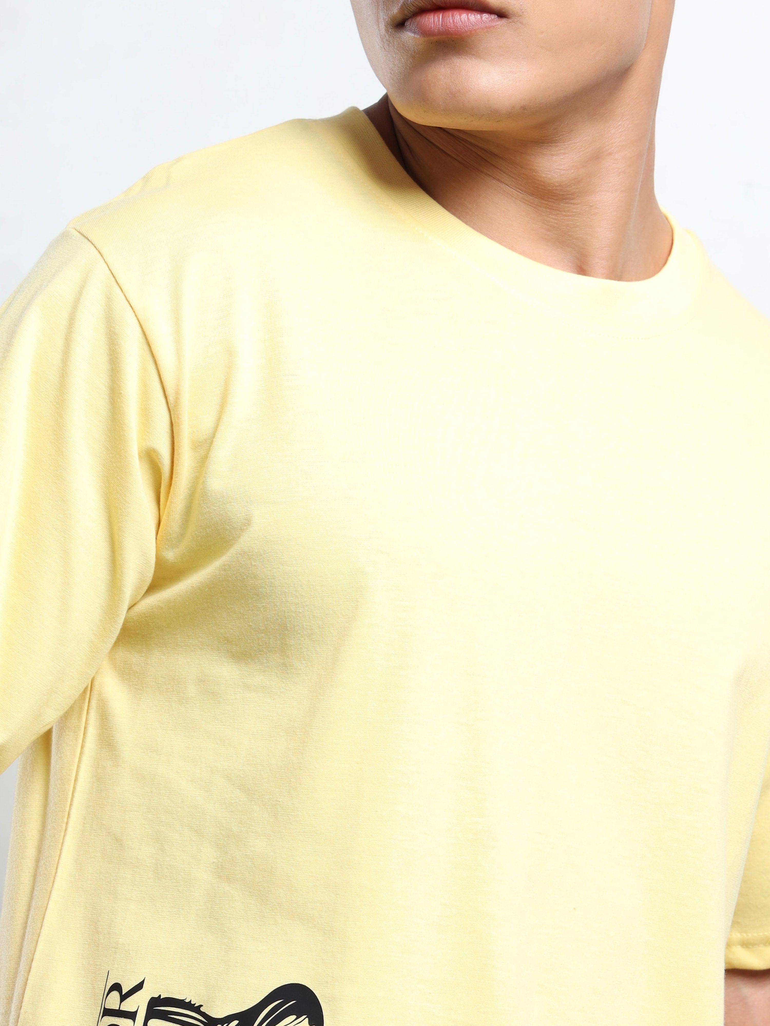 Men's Light Yellow The Predator Tiger Graphic T-Shirt