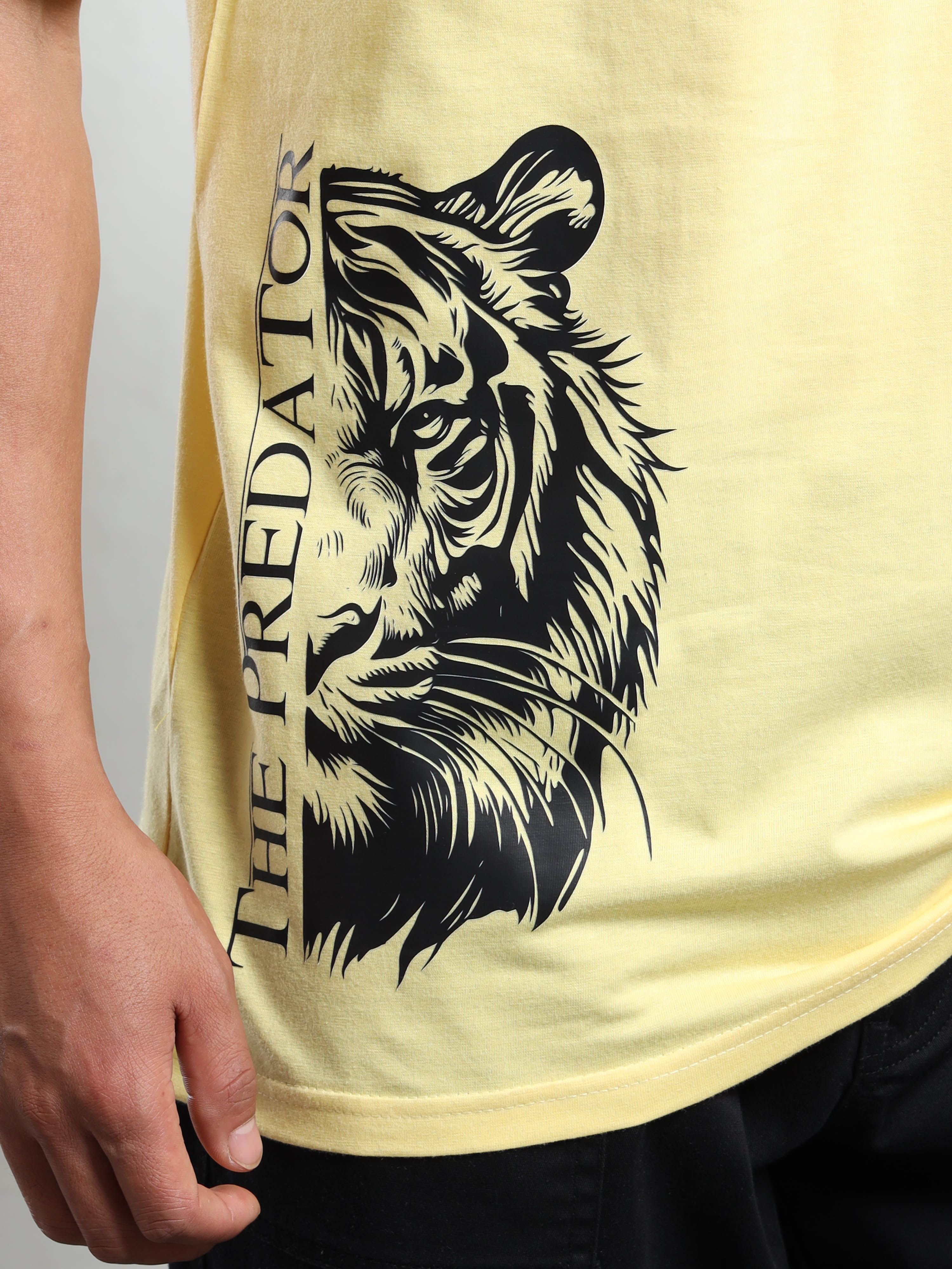 Men's Light Yellow The Predator Tiger Graphic T-Shirt