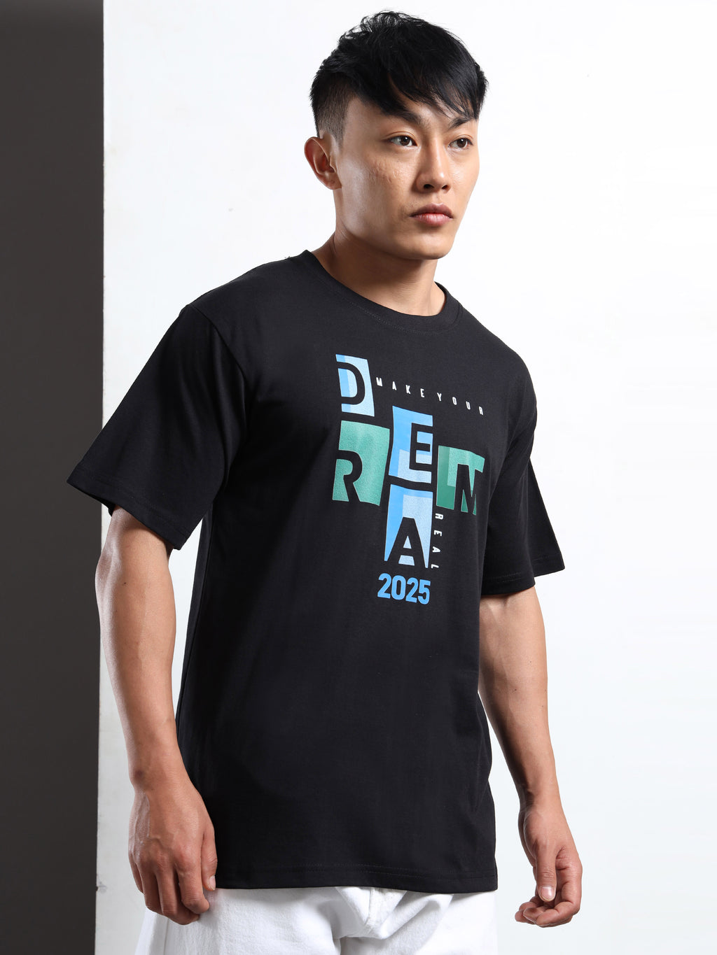 Men's Black and Blue Dream Graphic T-Shirt