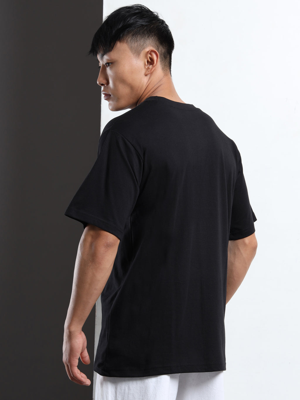 Men's Black and Blue Dream Graphic T-Shirt