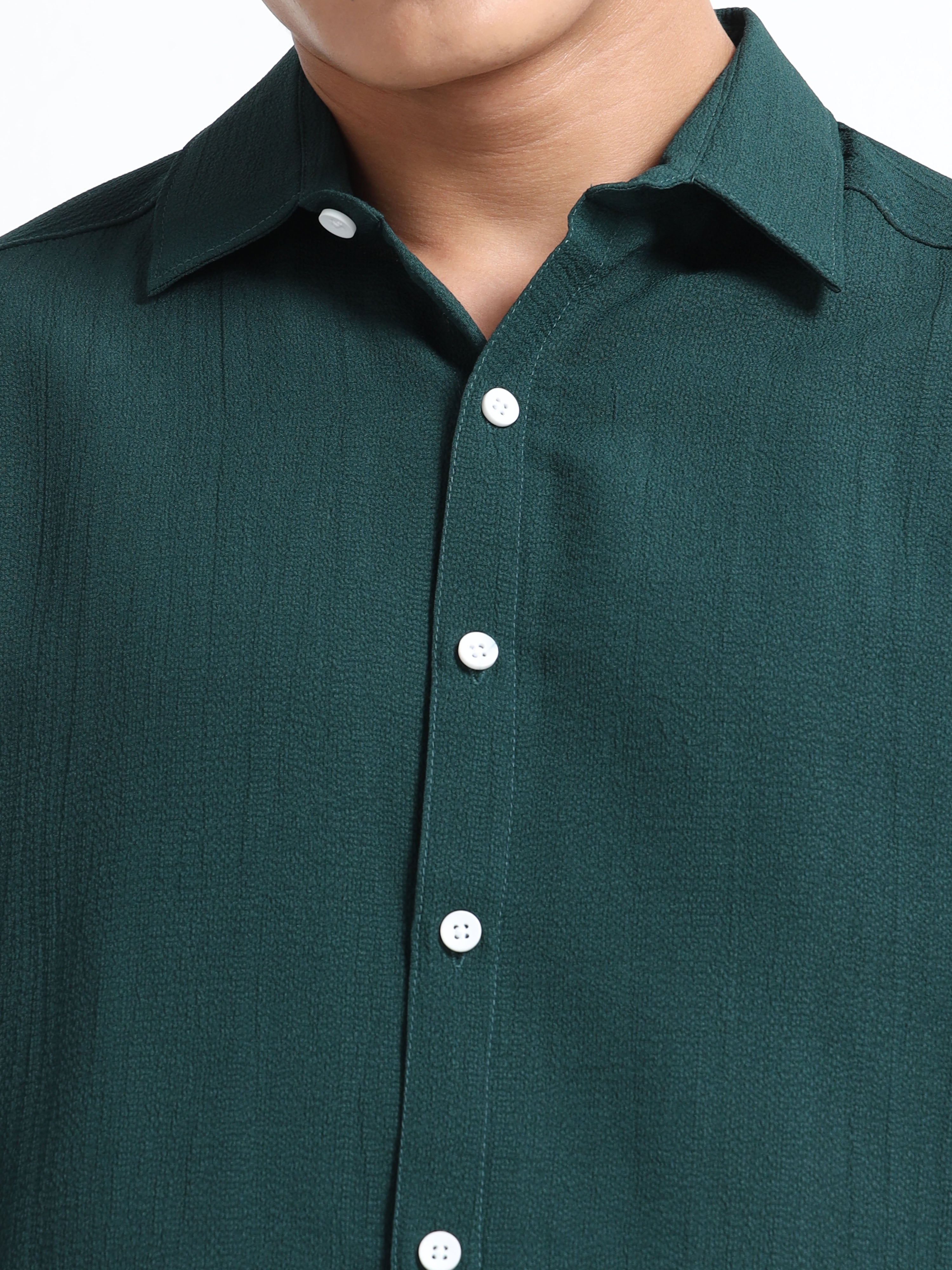 Men’s Green Textured Casual Button-Down Shirt