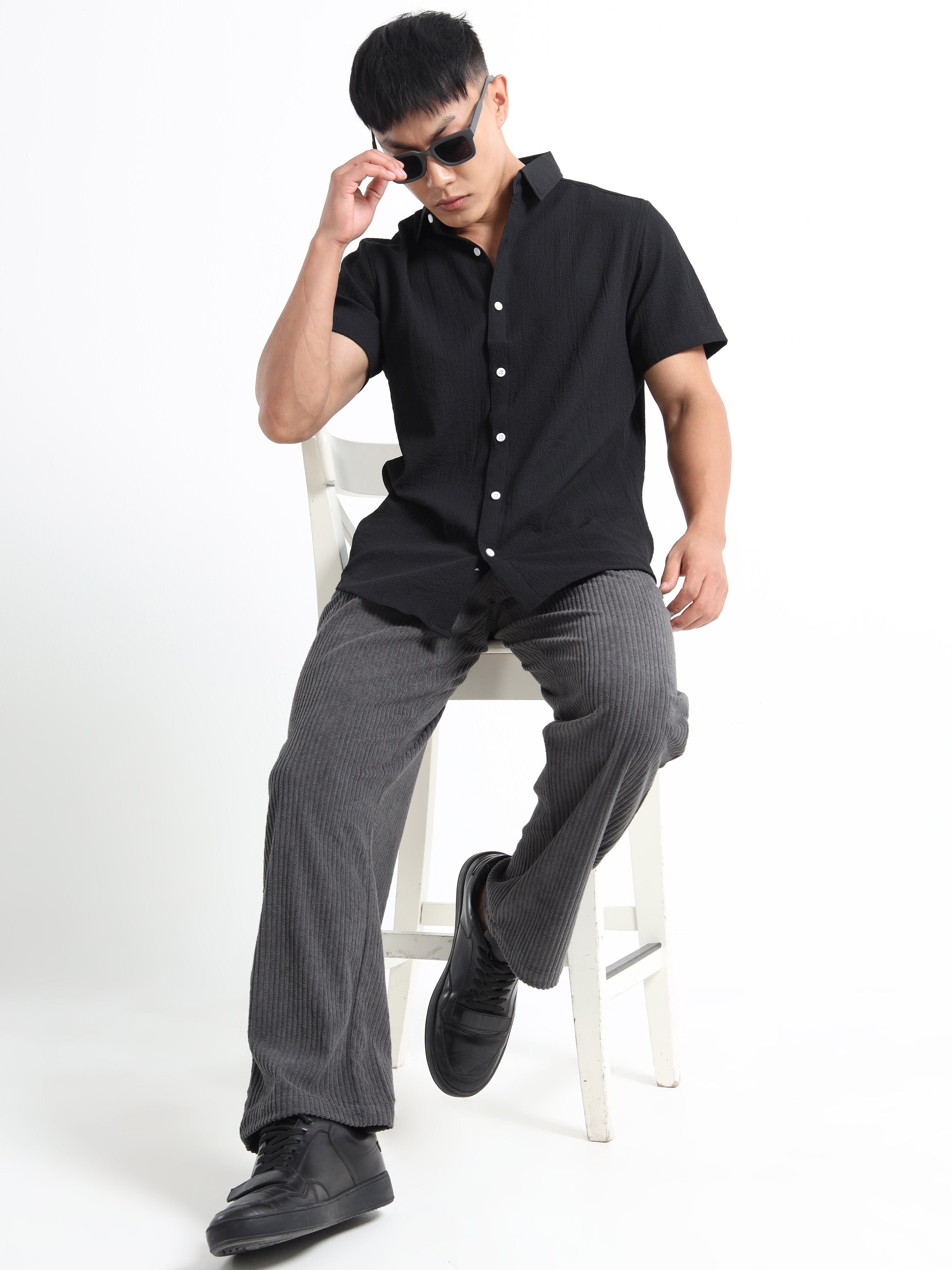 Men's Black Crinkled Textured Short Sleeve Casual Shirt