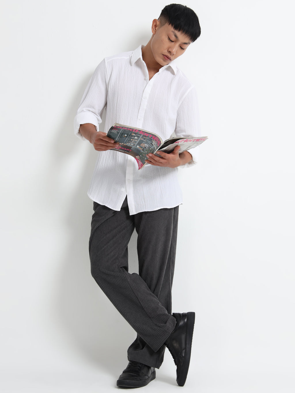 Men’s White Textured Casual Button-Down Shirt