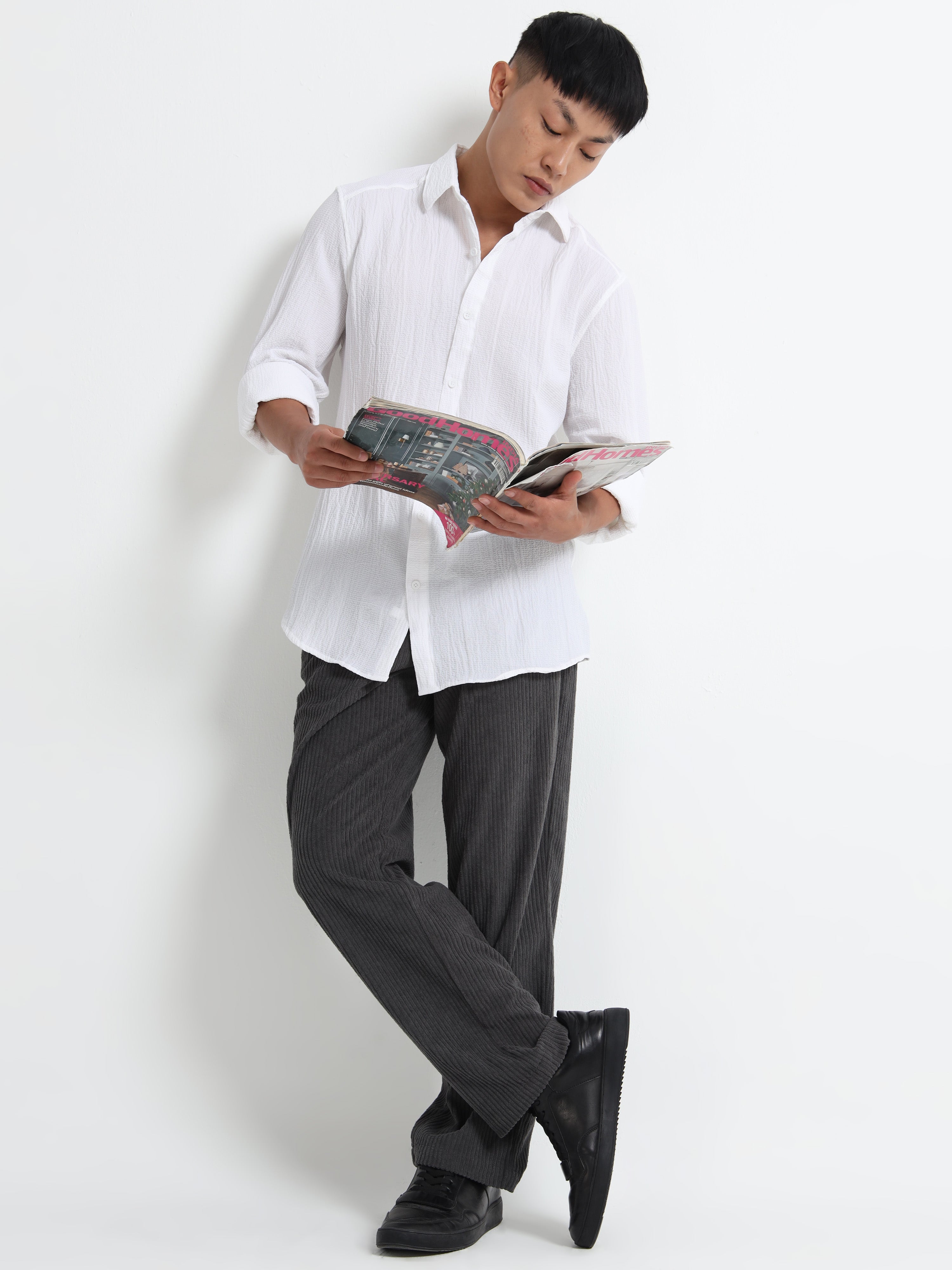 Men’s White Textured Casual Button-Down Shirt