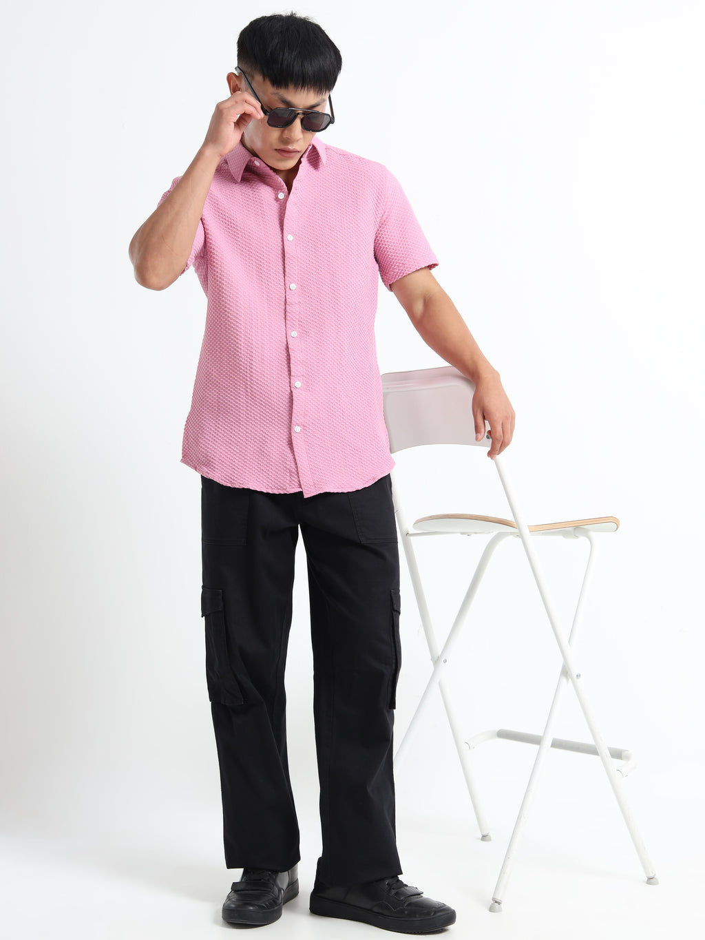 Men's Light Pink Geometric Textured Short Sleeve Casual Shirt