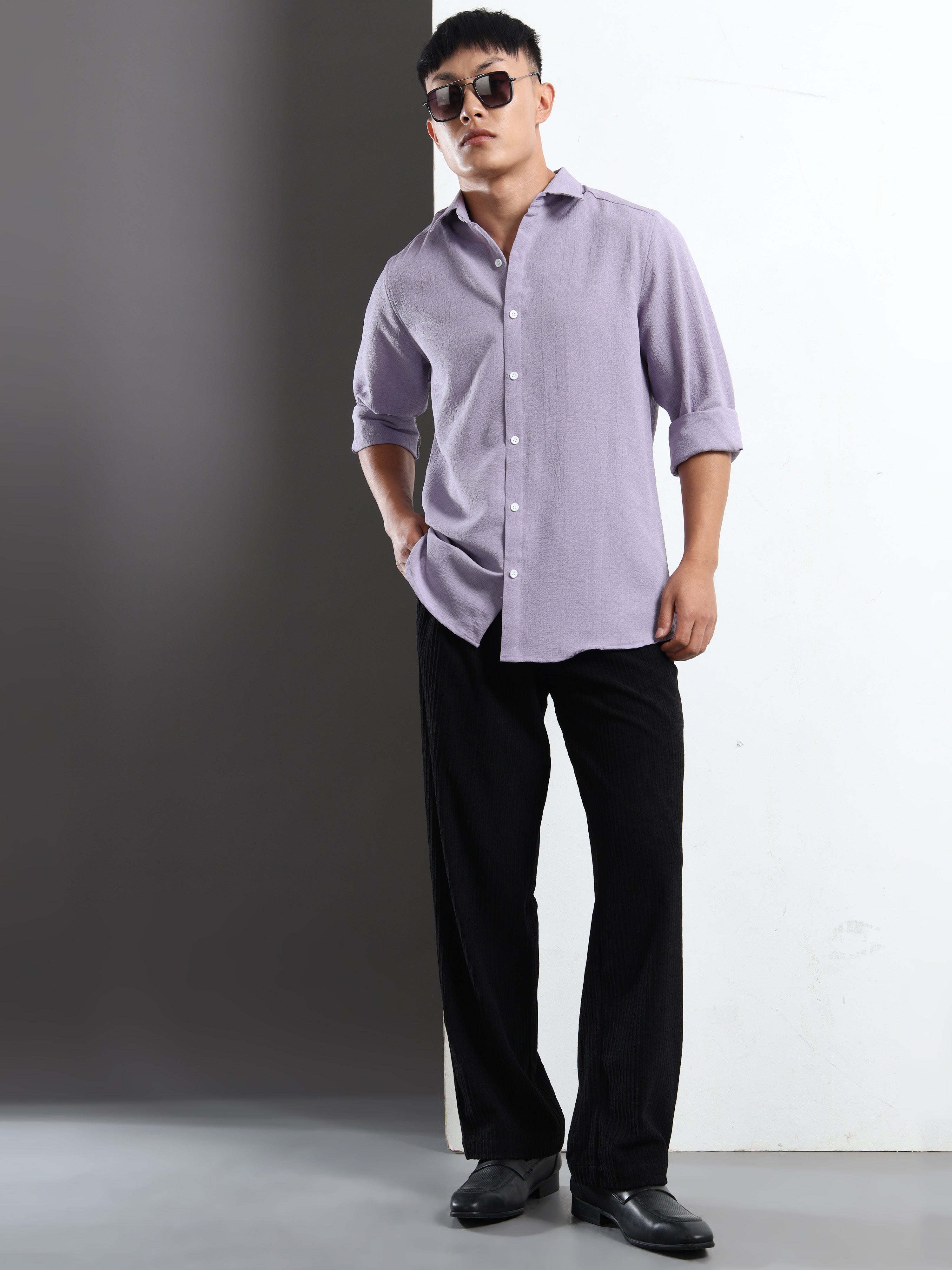 Men’s Lavender Textured Casual Button-Down Shirt
