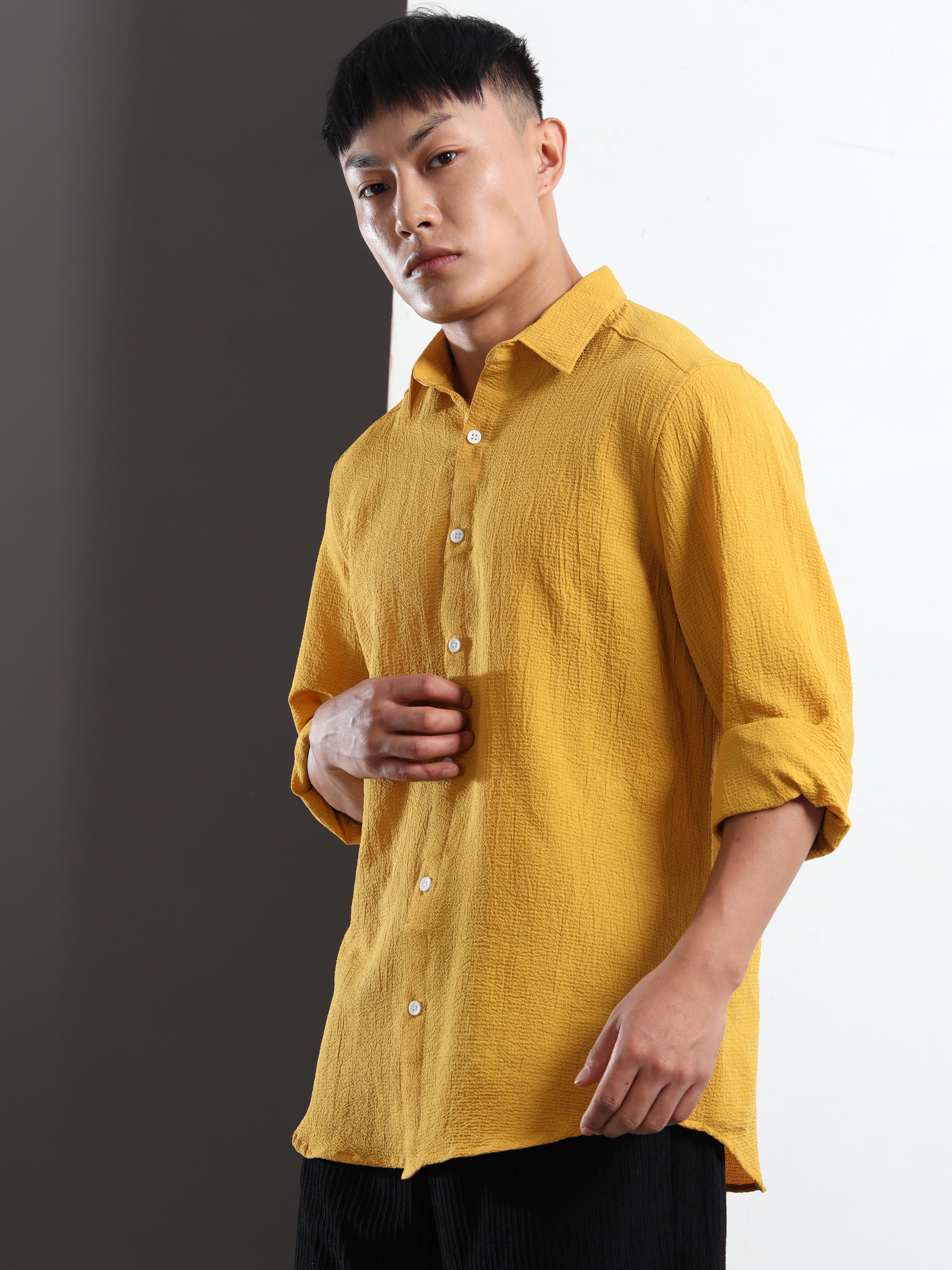 Men’s Yellow Textured Casual Button-Down Shirt