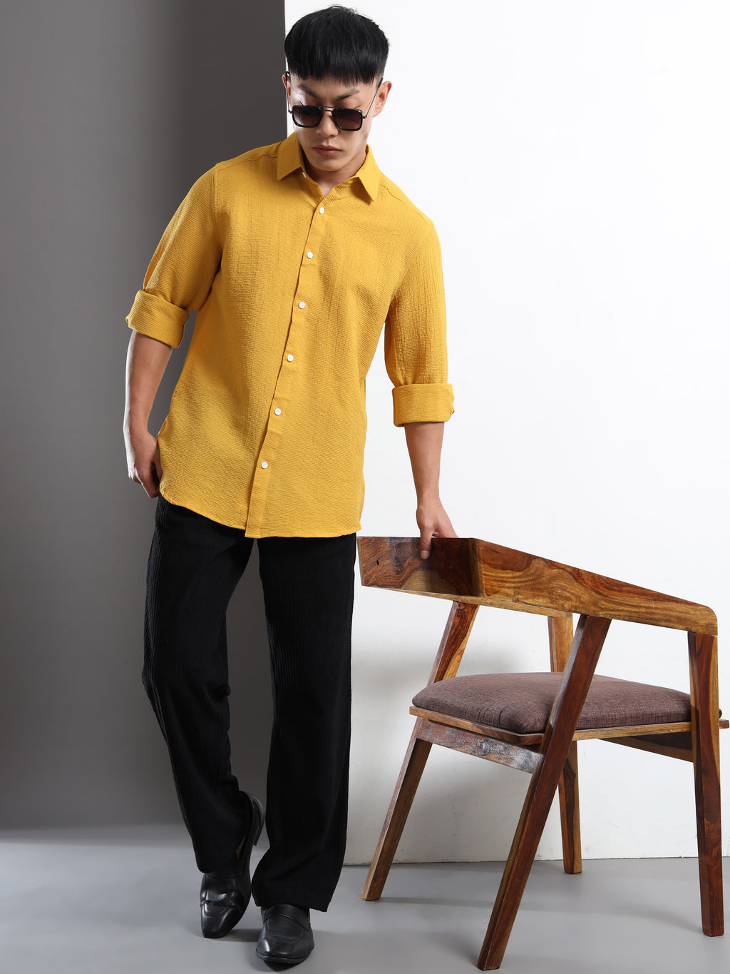 Men’s Yellow Textured Casual Button-Down Shirt