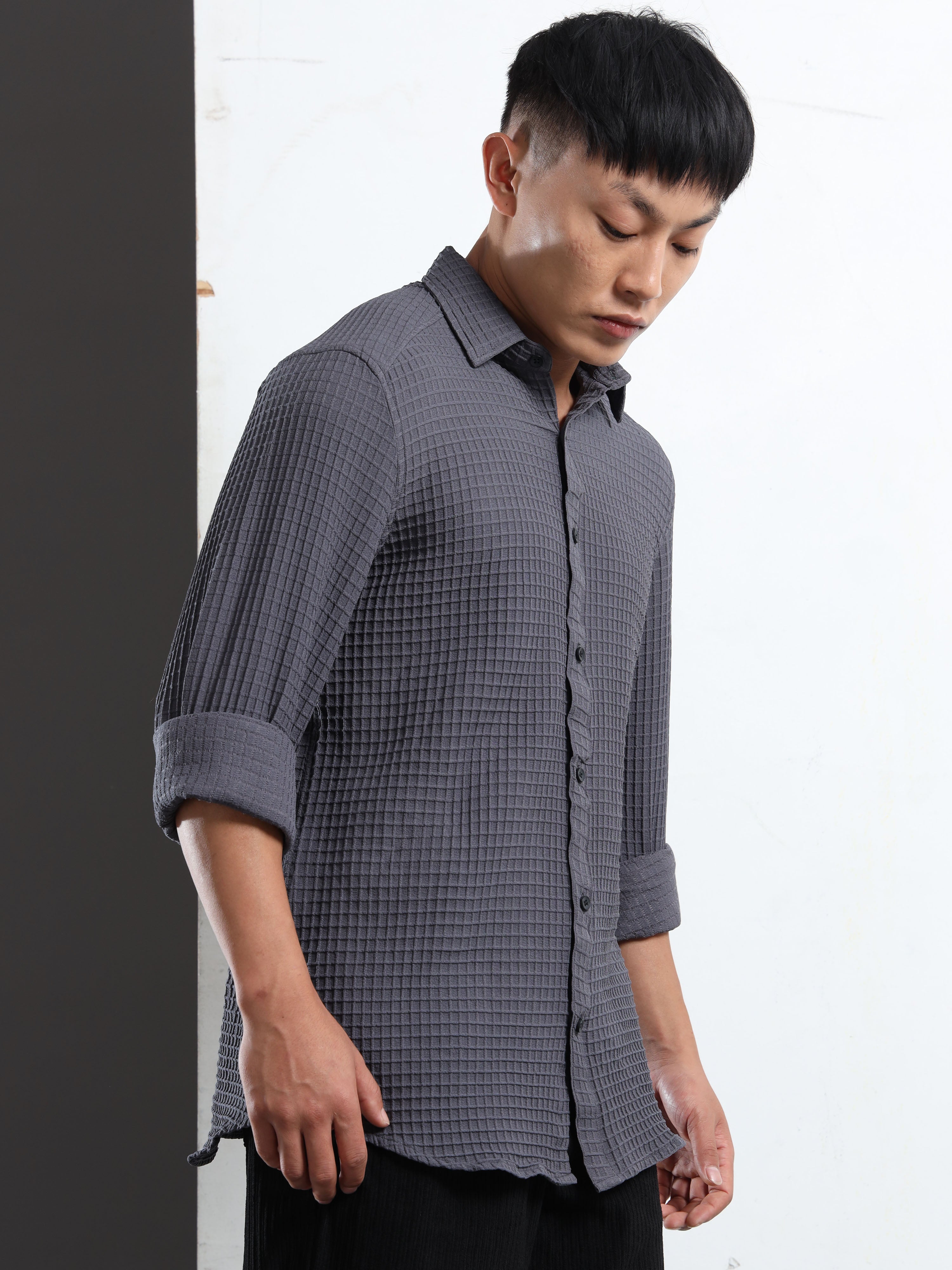 Men’s Grey Textured Grid Casual Shirt