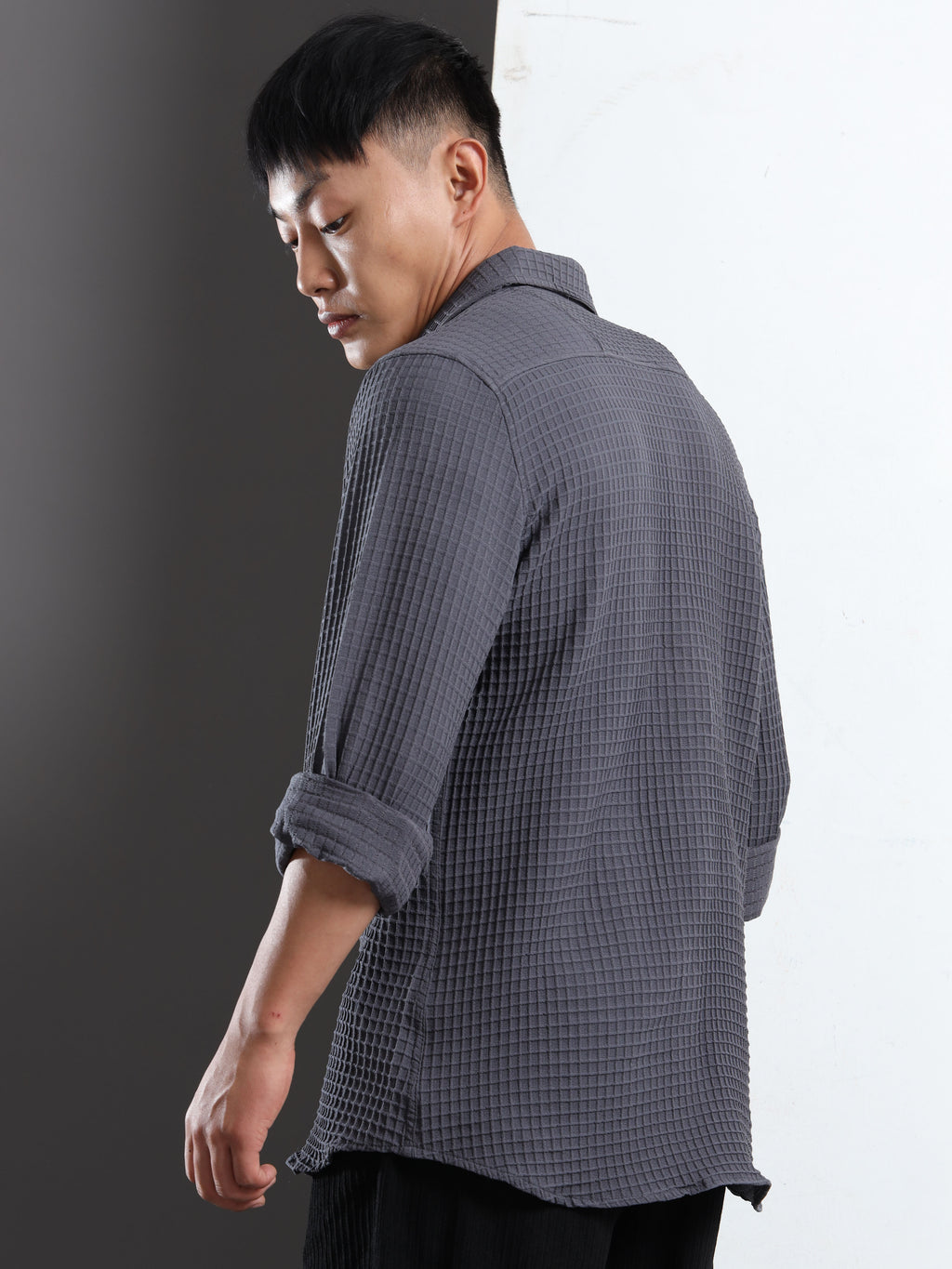 Men’s Grey Textured Grid Casual Shirt