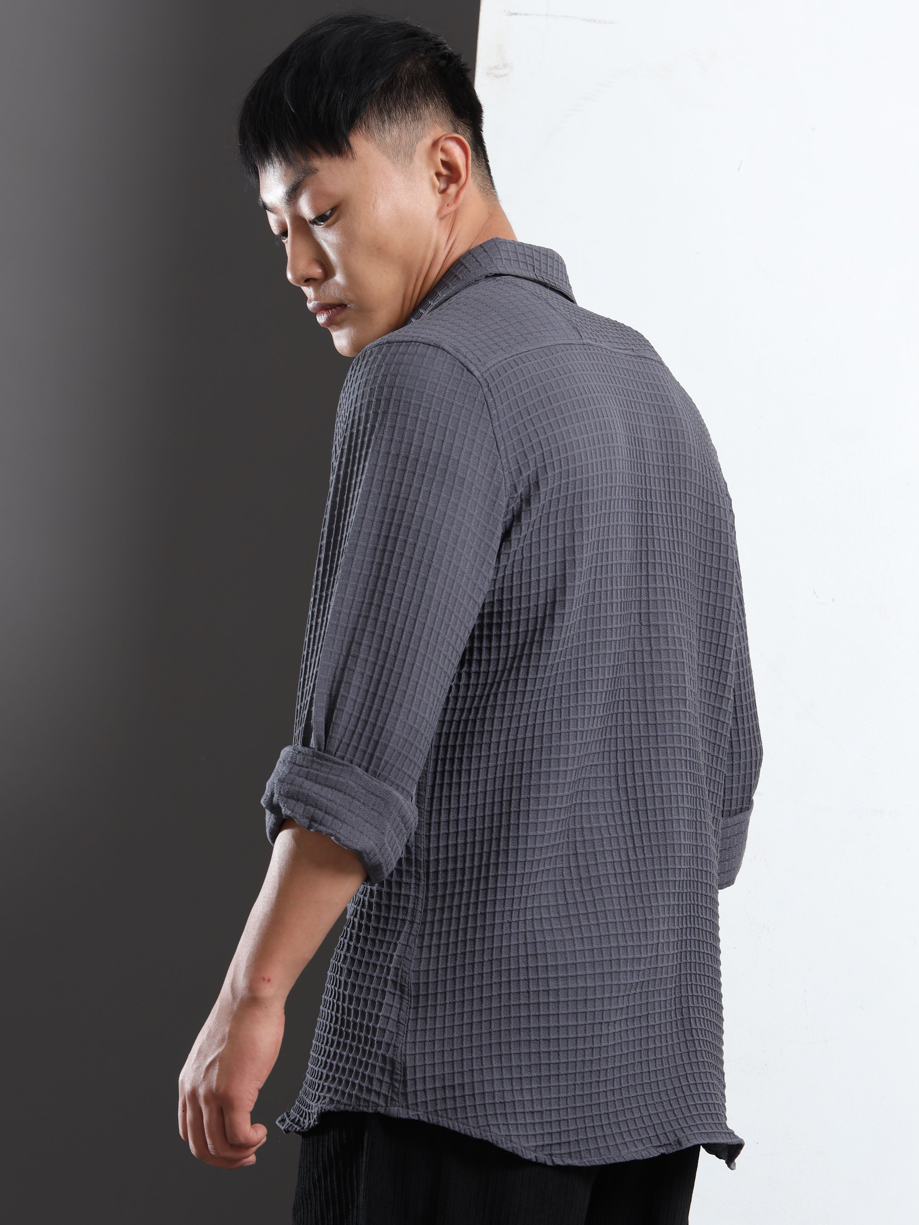 Men’s Grey Textured Grid Casual Shirt