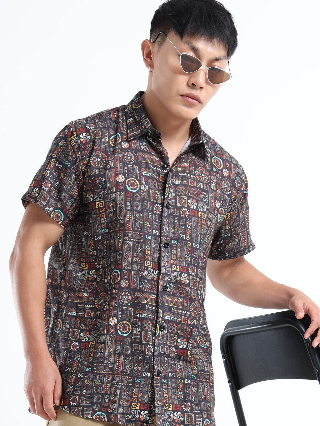 Men's Slim Fit Black Multi-Colour Geometric Printed Casual Shirt