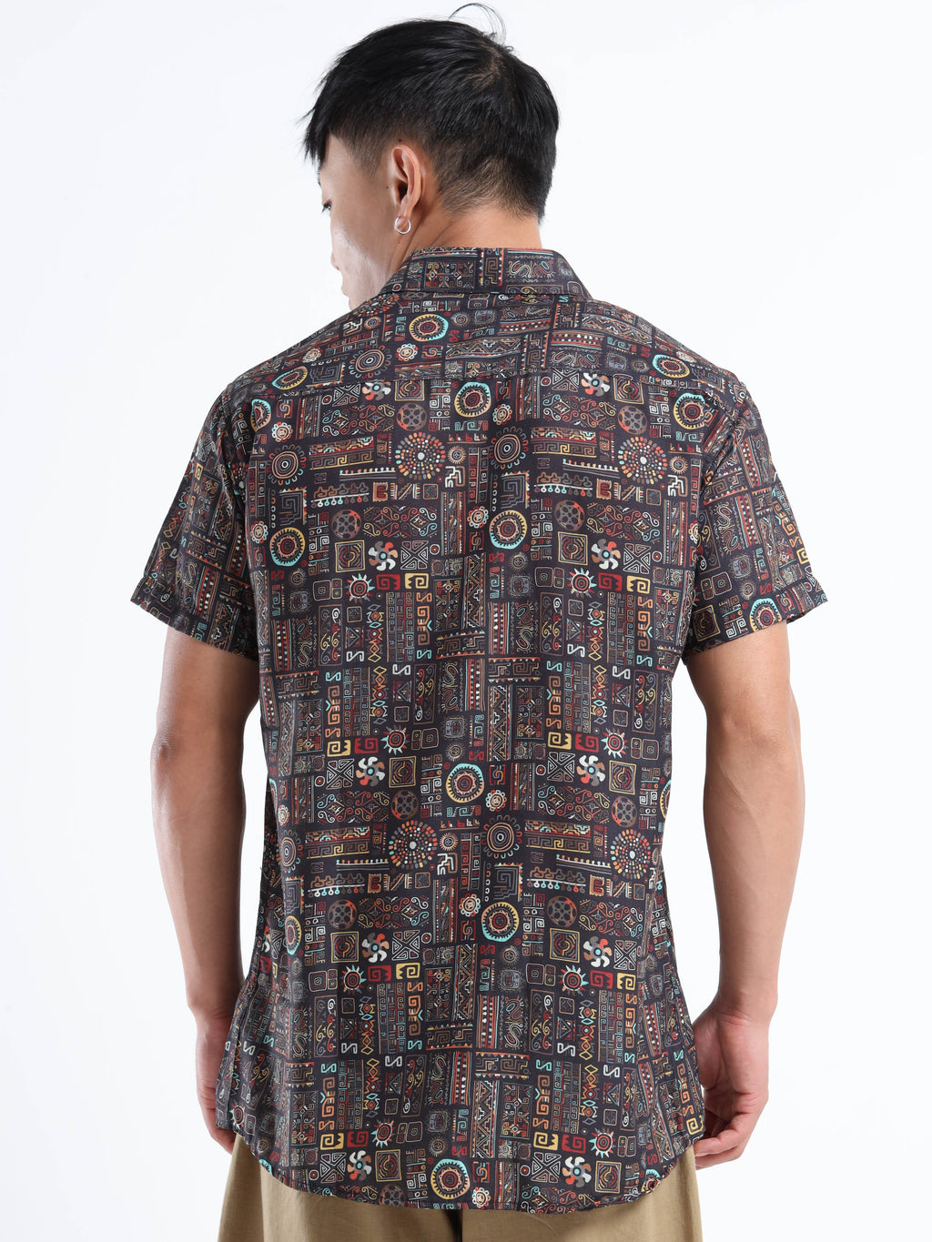 Men's Slim Fit Black Multi-Colour Geometric Printed Casual Shirt