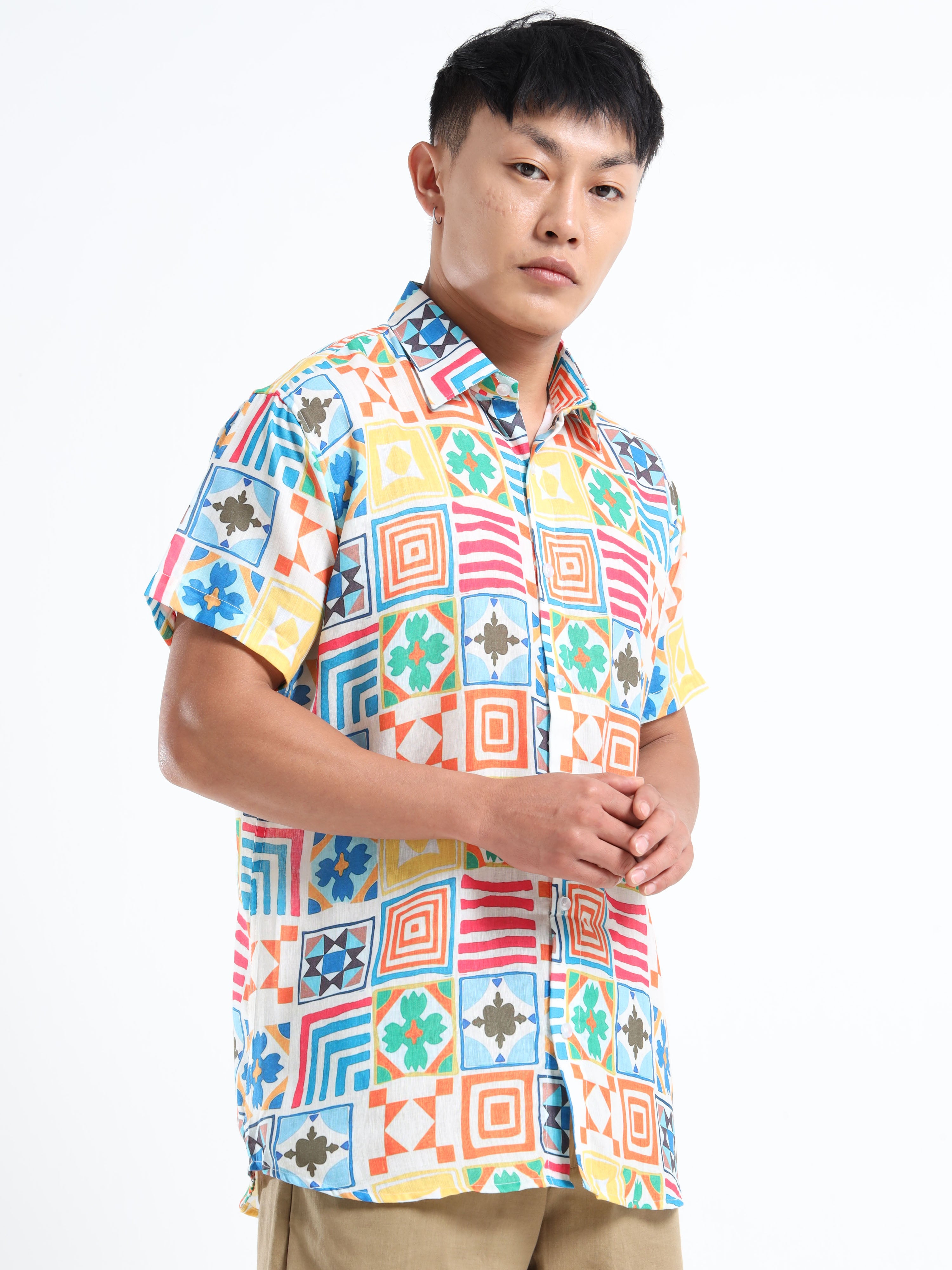 Men's Slim Fit Multi-Colour Geometric Printed Casual Shirt