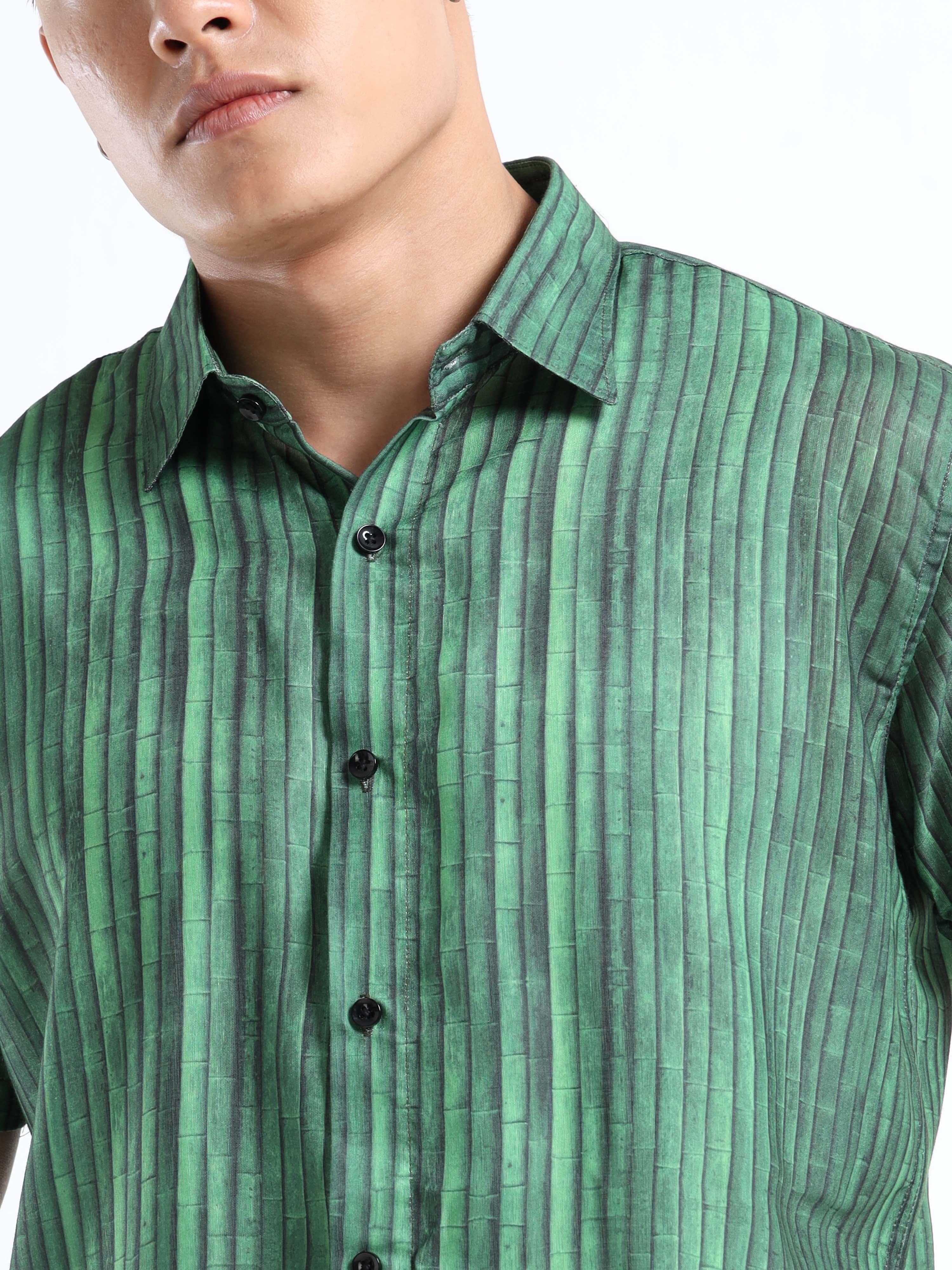 Men's Slim Fit Green Vertical Stripe Printed Casual Shirt