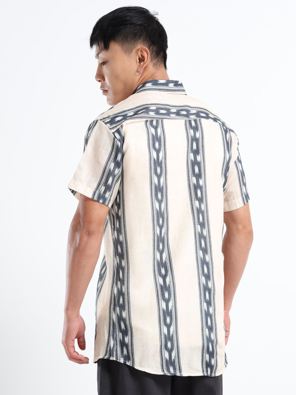 Men's White and Dark Grey Ikat Stripe Short Sleeve Shirt