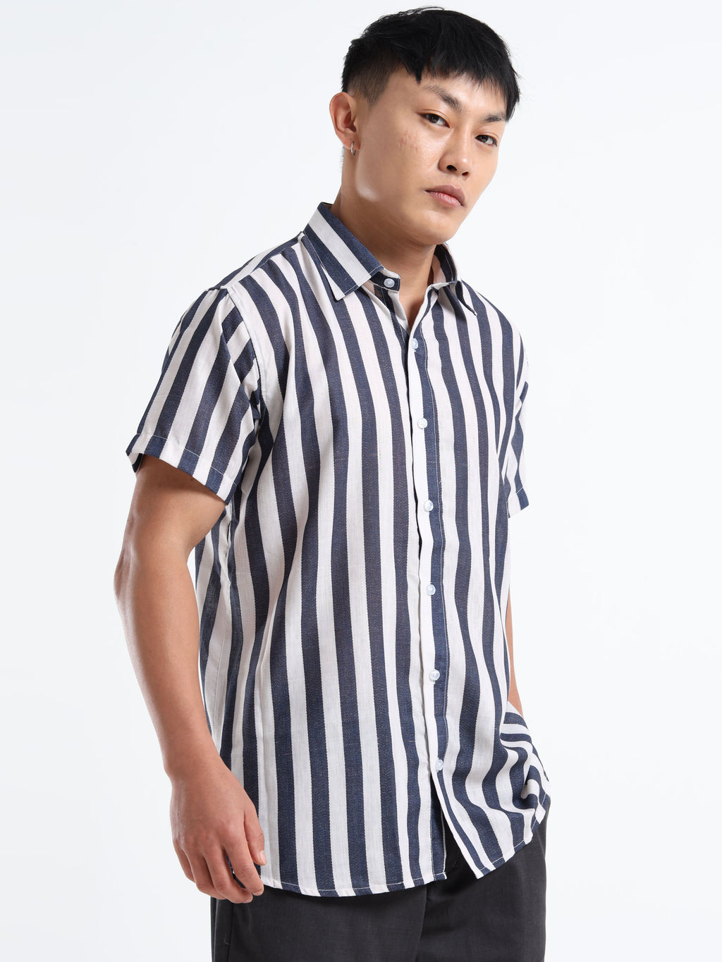Men's White and Navy Bold Stripe Short Sleeve Shirt