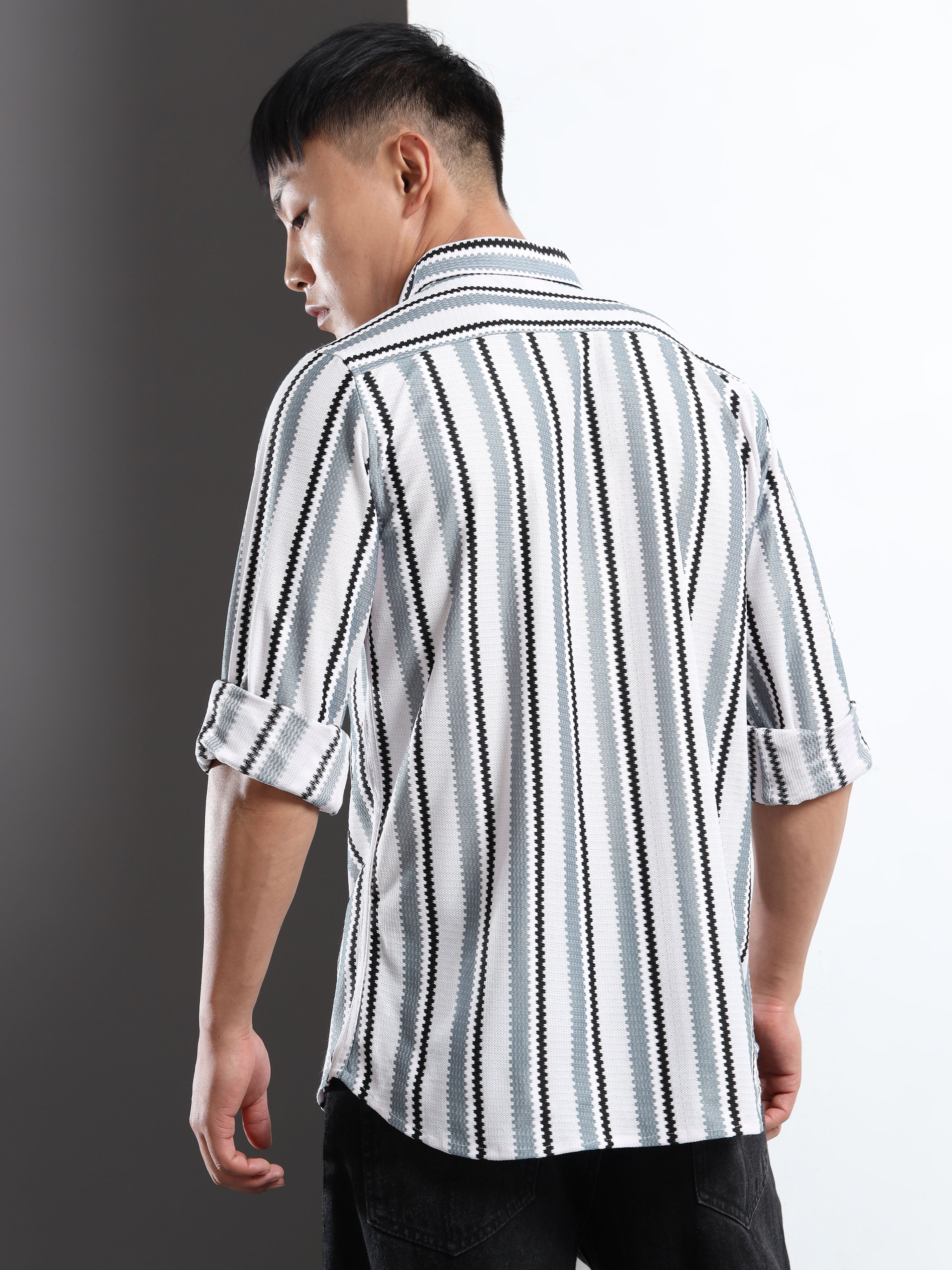 Men’s Grey-White Striped Textured Shirt