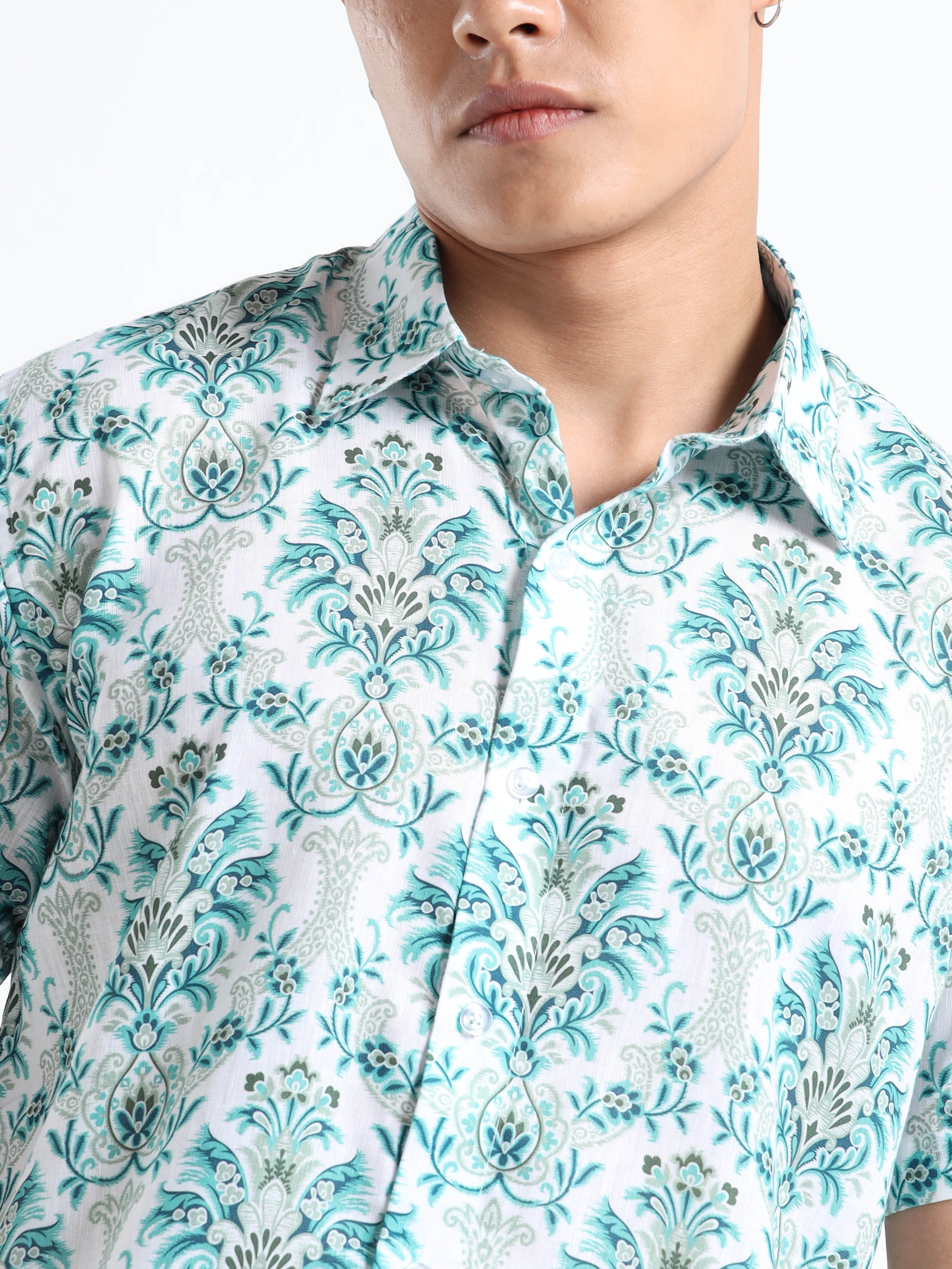 Men's White and Teal Damask Print Short Sleeve Shirt
