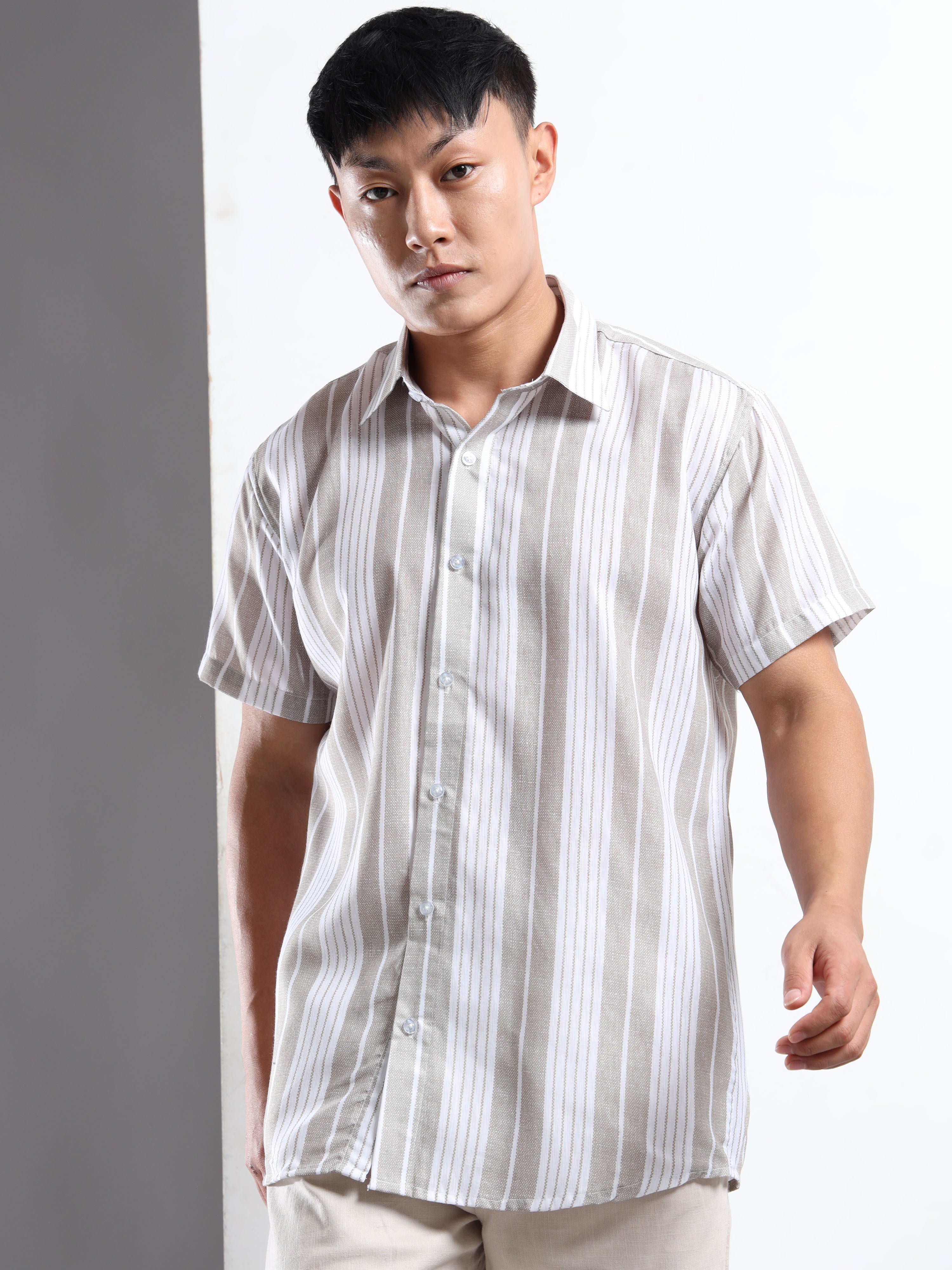Men's Gray and White Stripe Short Sleeve Shirt