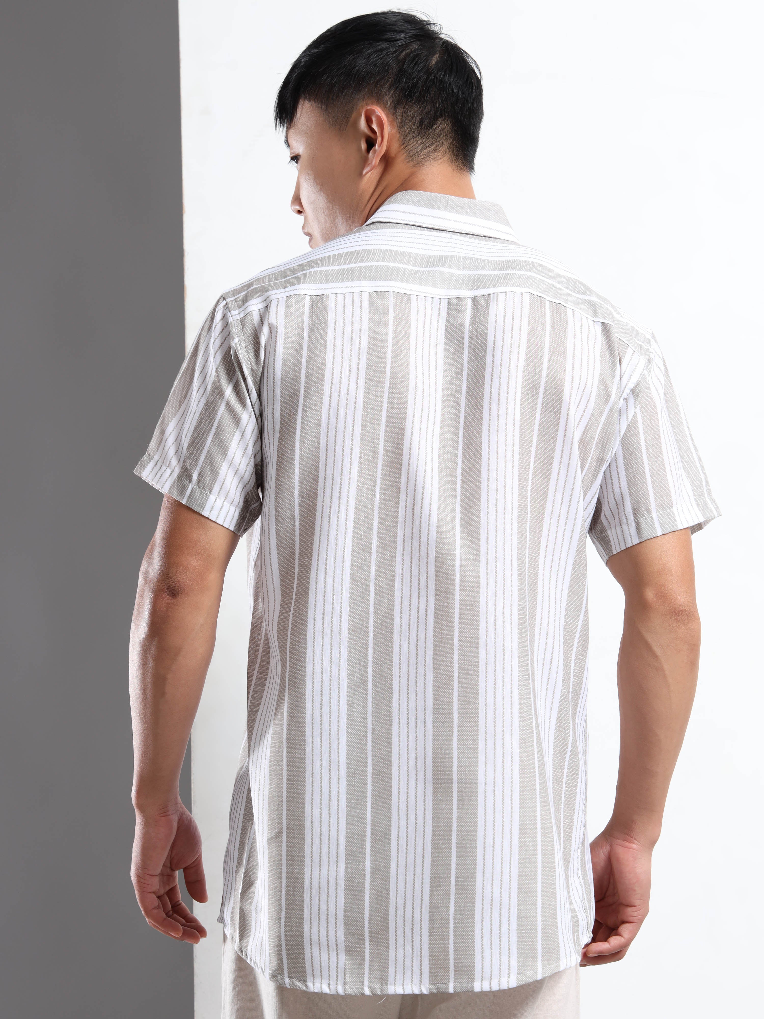 Men's Gray and White Stripe Short Sleeve Shirt