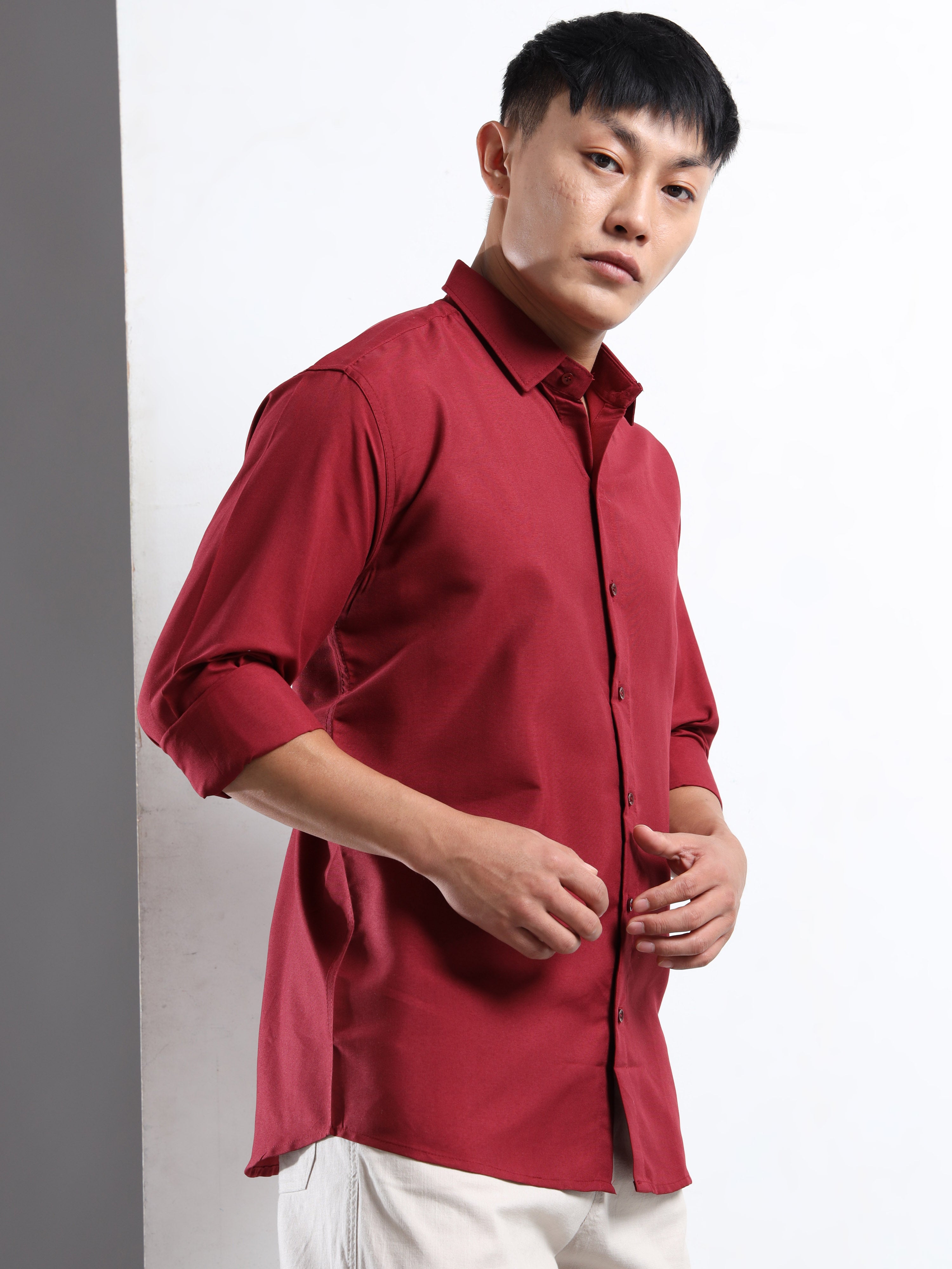 Maroon Men Slim Fit Casual Solid Shirt