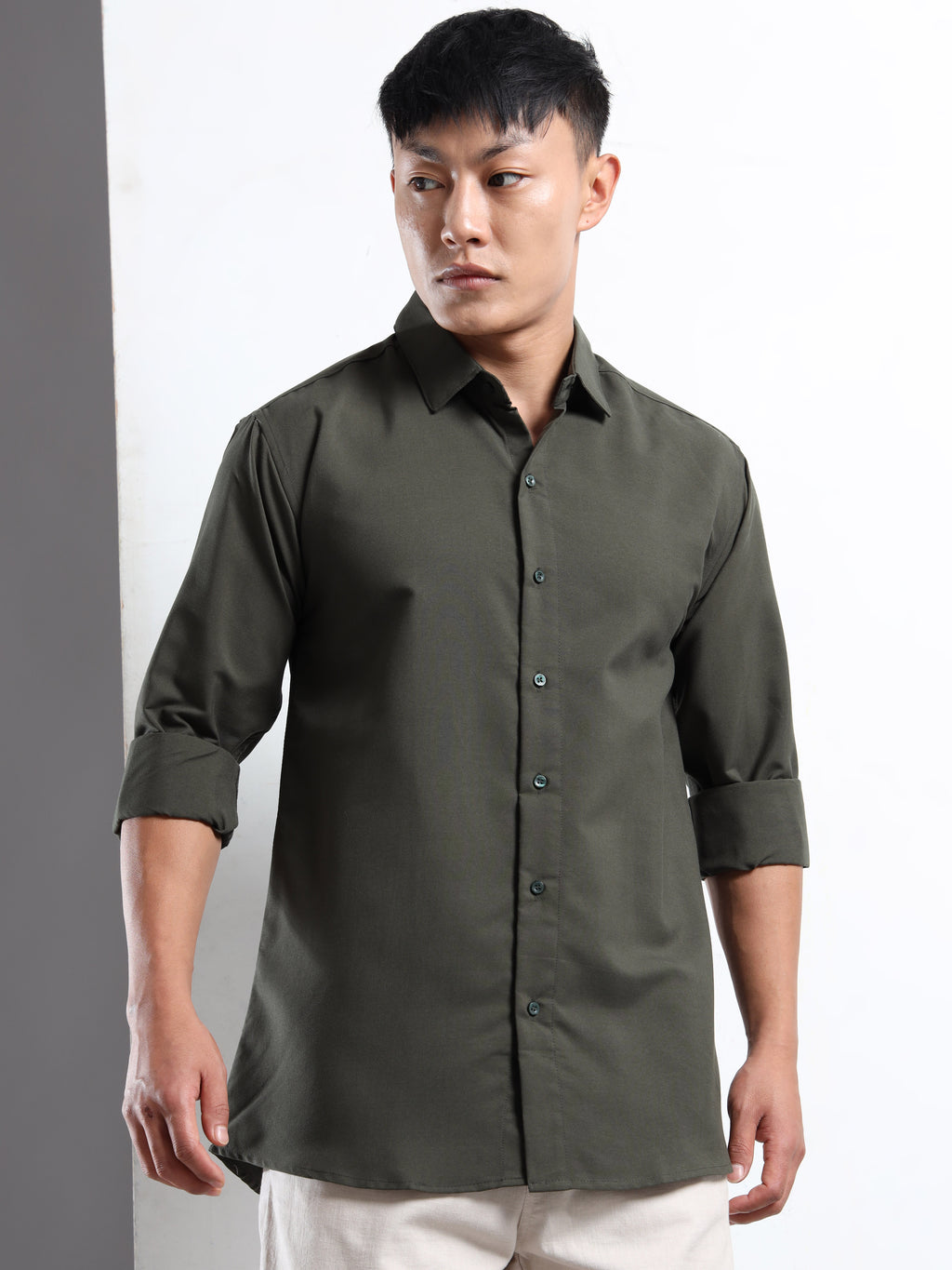 Olive Green Men Slim Fit Casual Solid Shirt