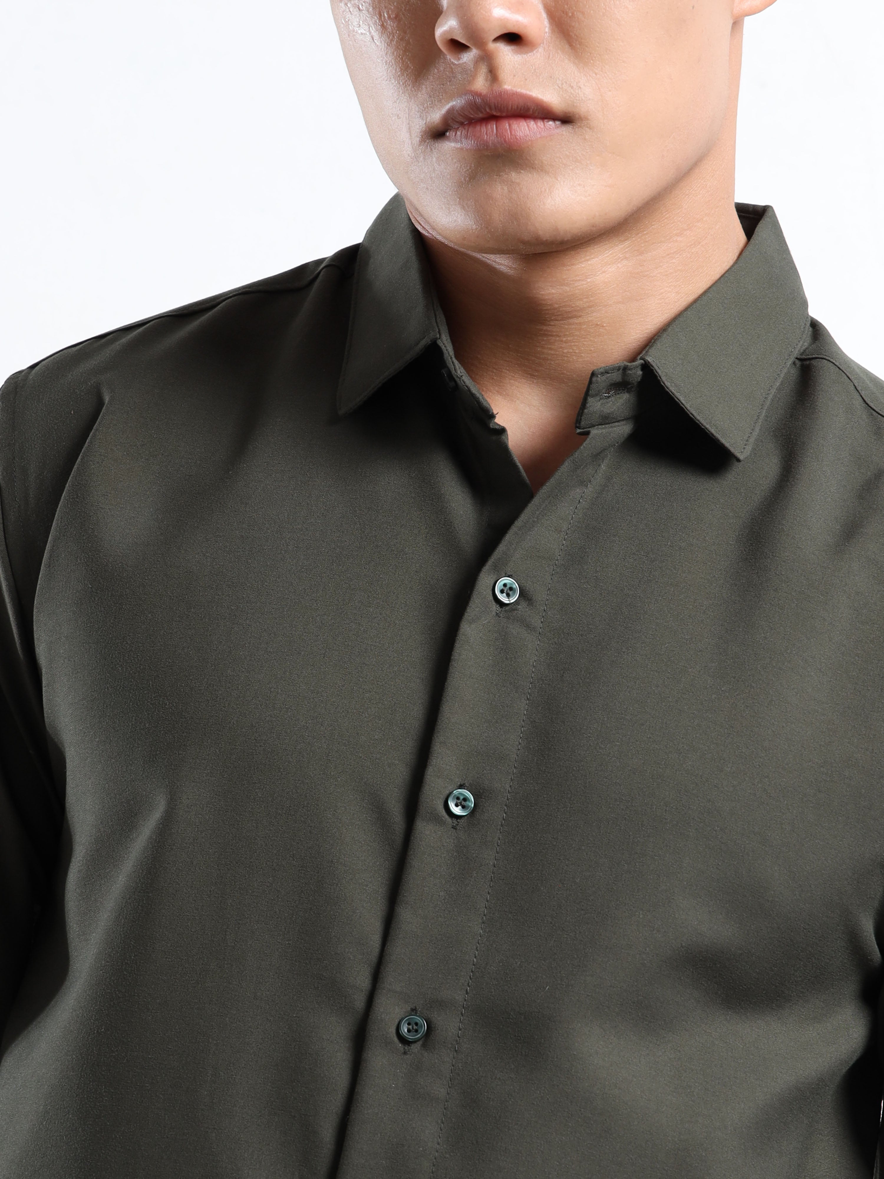 Olive Green Men Slim Fit Casual Solid Shirt