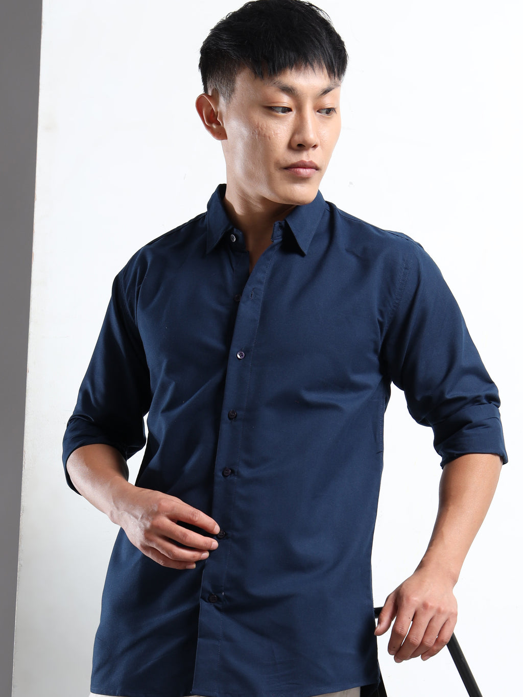 Navy Blue Men Slim Fit Casual Solid Shirt