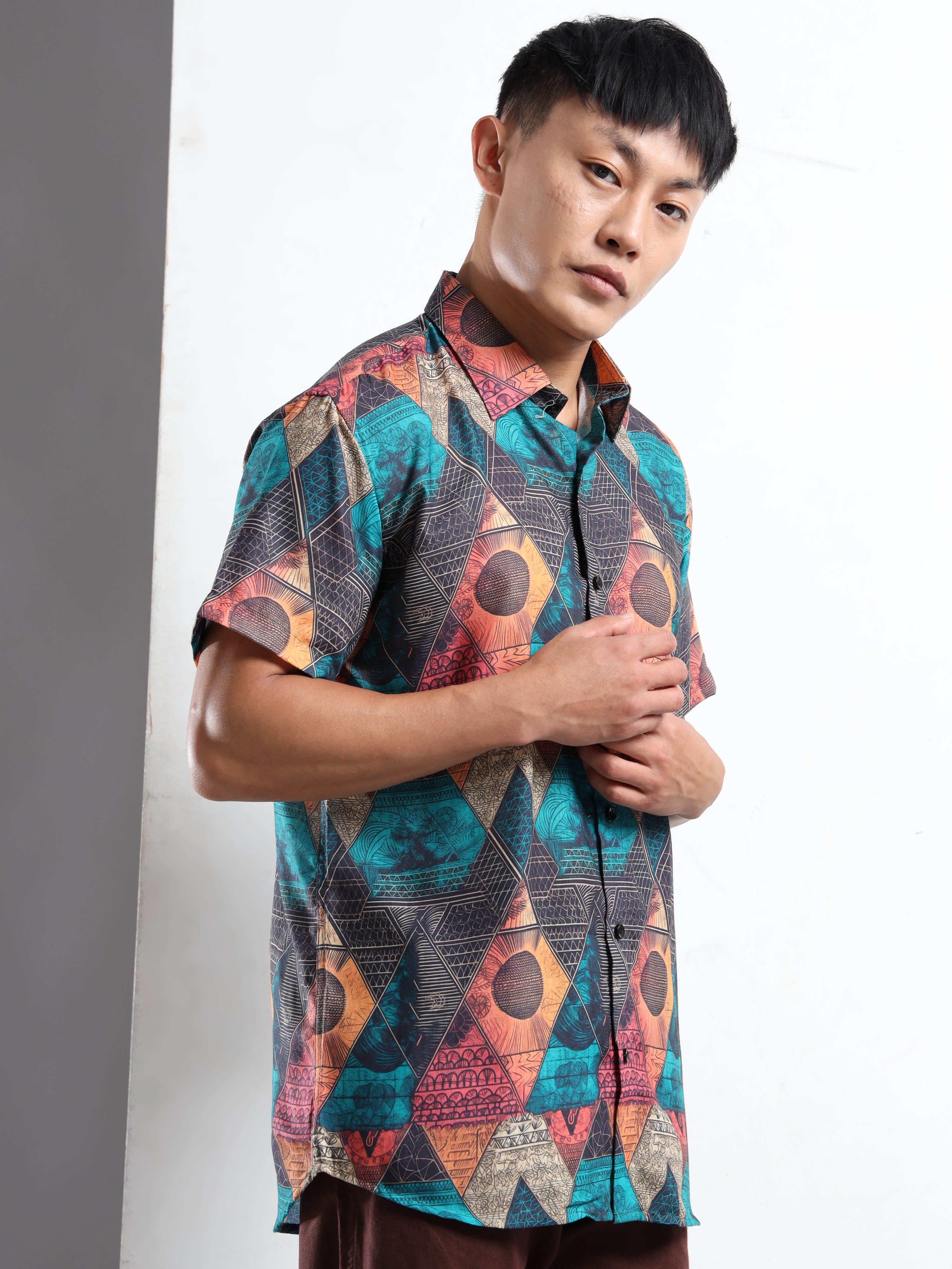 Men's Slim Fit Multi-Colour Geometric Printed Casual Shirt