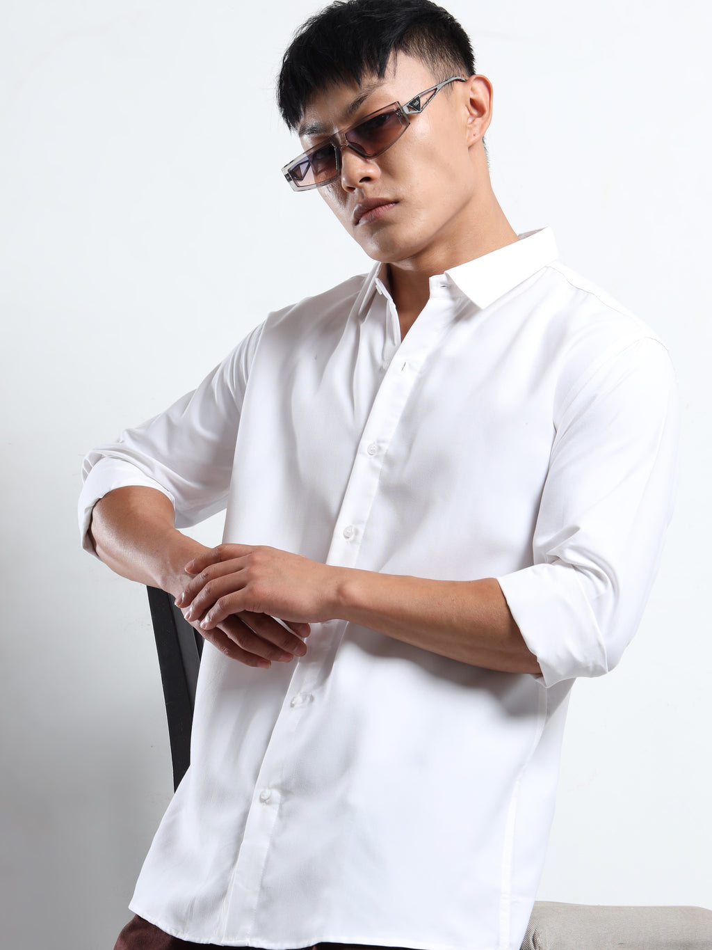 White Men Slim Fit Casual Solid Shirt