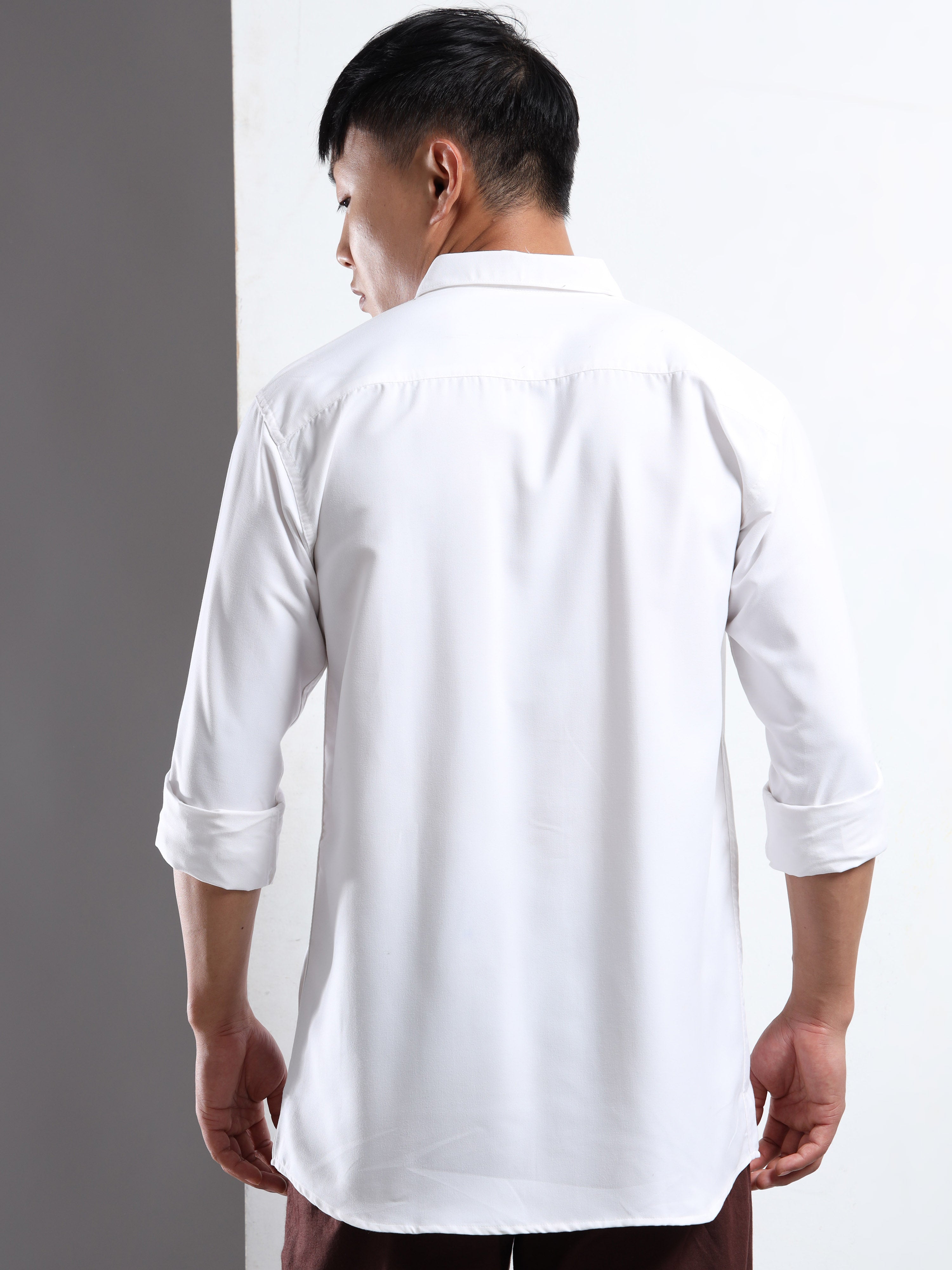 White Men Slim Fit Casual Solid Shirt