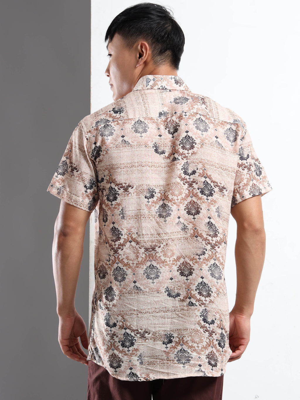 Men's Cream and Brown Damask Print Short Sleeve Shirt