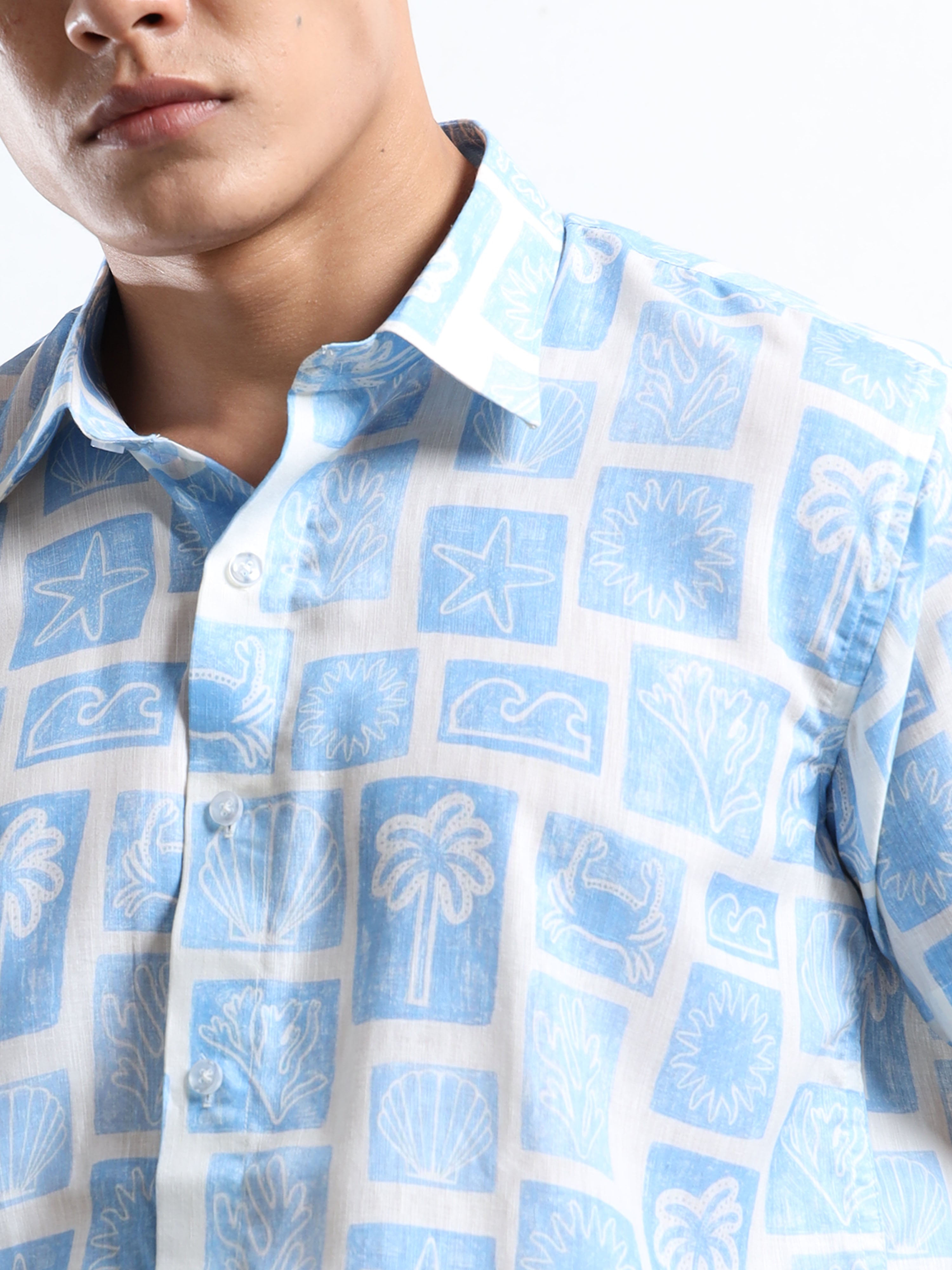 Men's Slim Fit Light Blue White Tropical Block Print Casual Shirt