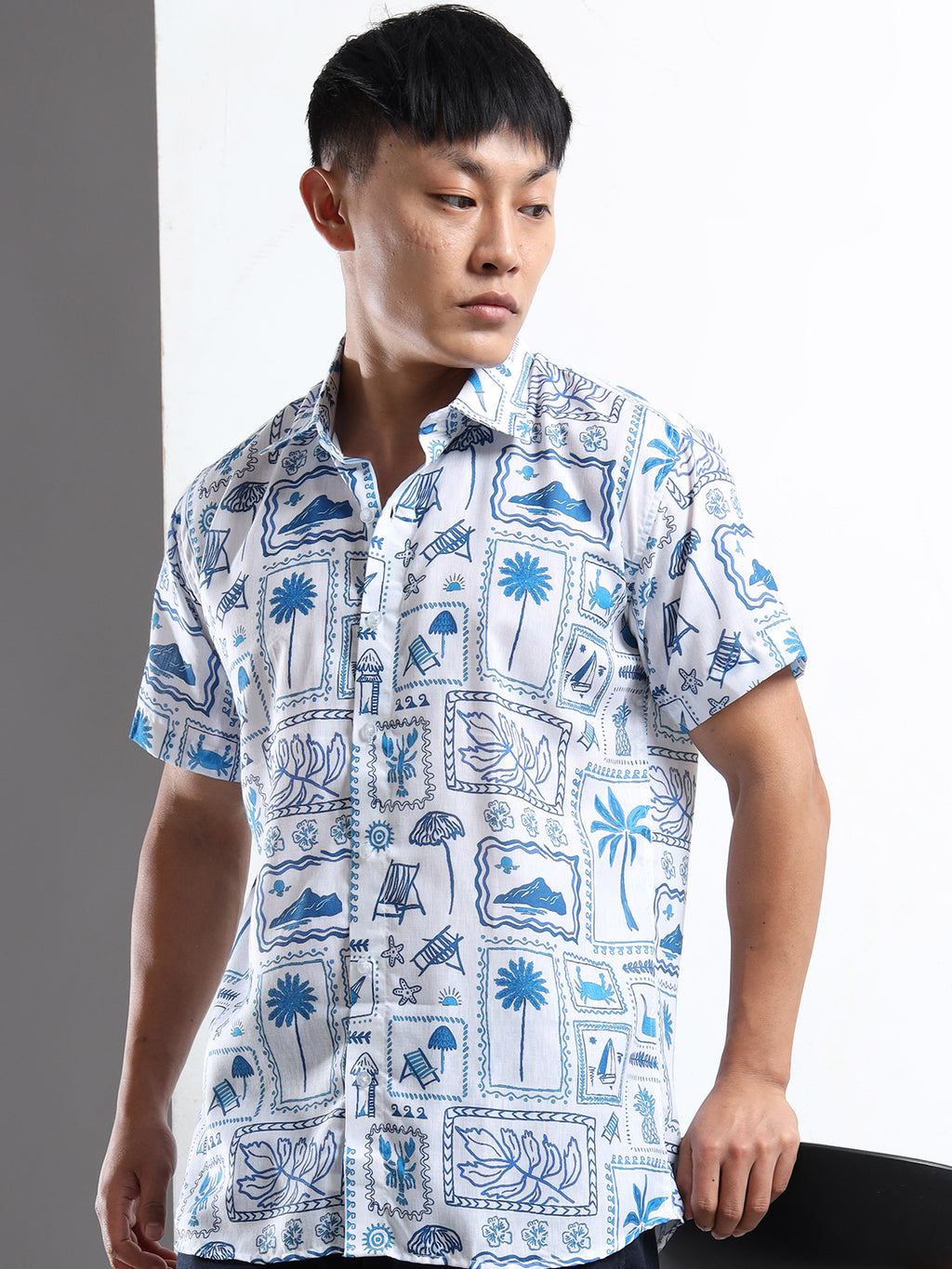 Men's Slim Fit White Blue Tropical Block Print Casual Shirt