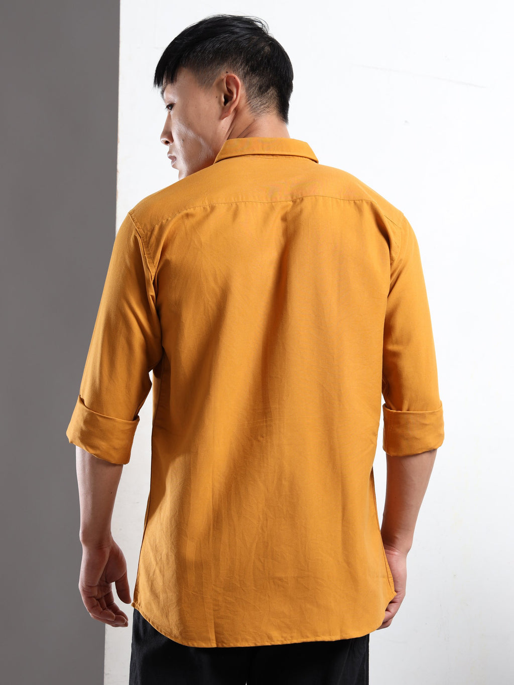 Mustard Men Slim Fit Casual Solid Shirt