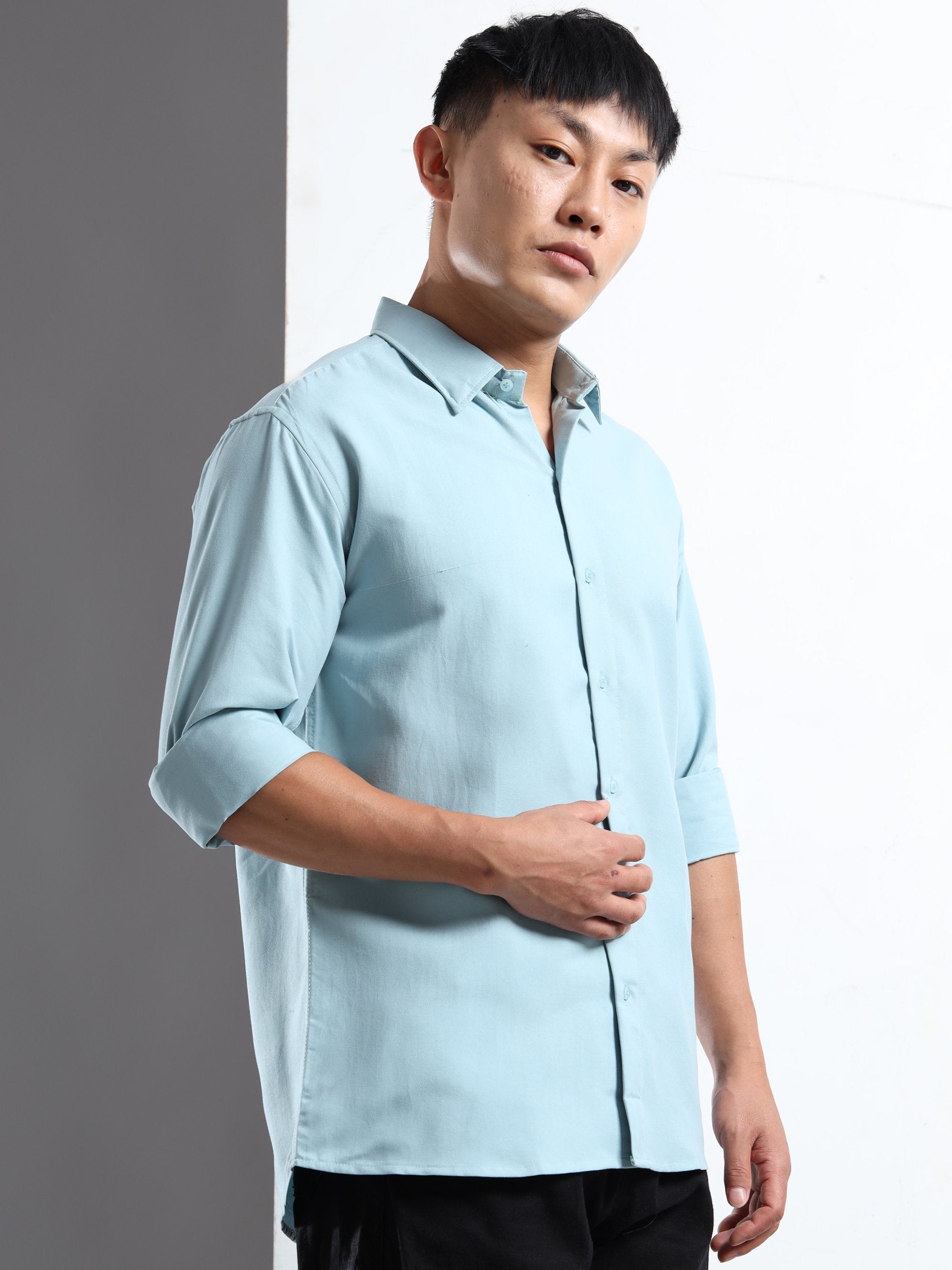 Sky Blue Men Slim Fit Casual Solid Shirt