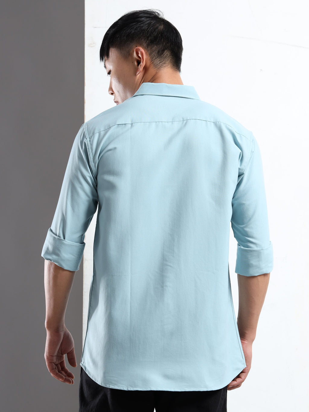 Sky Blue Men Slim Fit Casual Solid Shirt