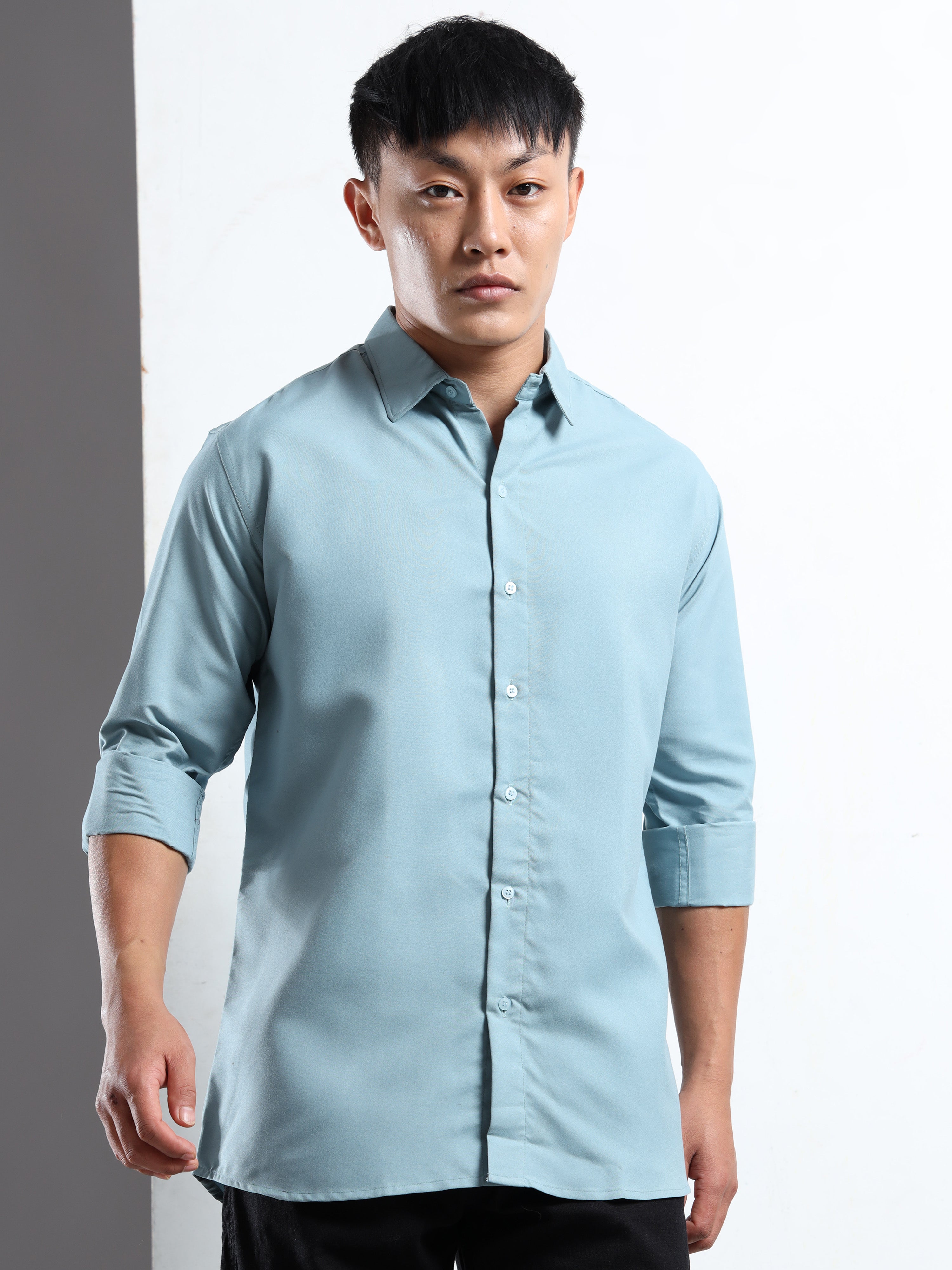 Aqua Blue Men Slim Fit Casual Solid Shirt