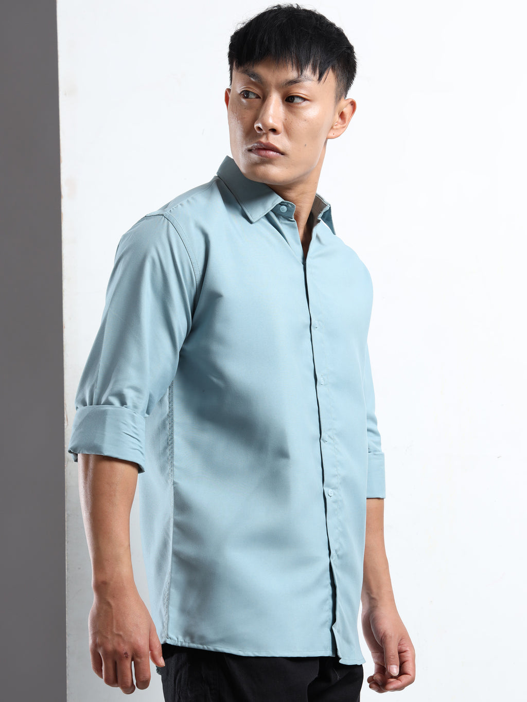 Aqua Blue Men Slim Fit Casual Solid Shirt