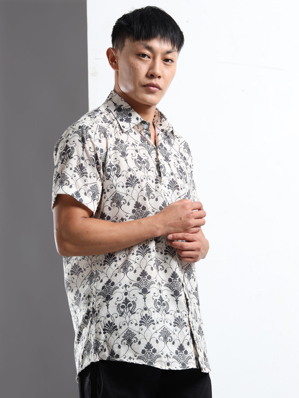 Men's Slim Fit Beige Black Damask Floral Printed Casual Shirt