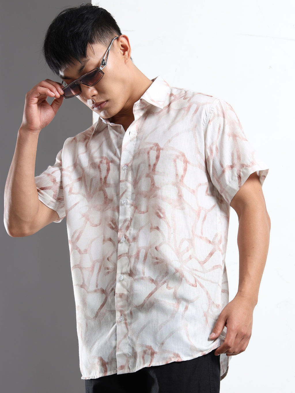 Men's Slim Fit Off-White Brown Swirl Printed Casual Shirt