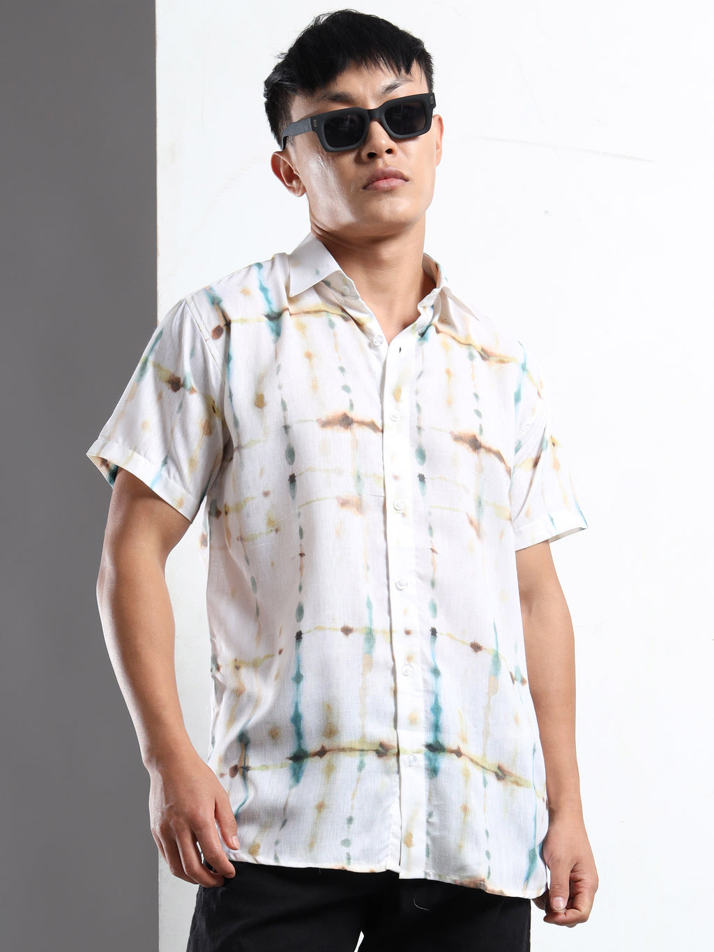 Men's Slim Fit Off-White Multi-Colour Tie-Dye Printed Casual Shirt