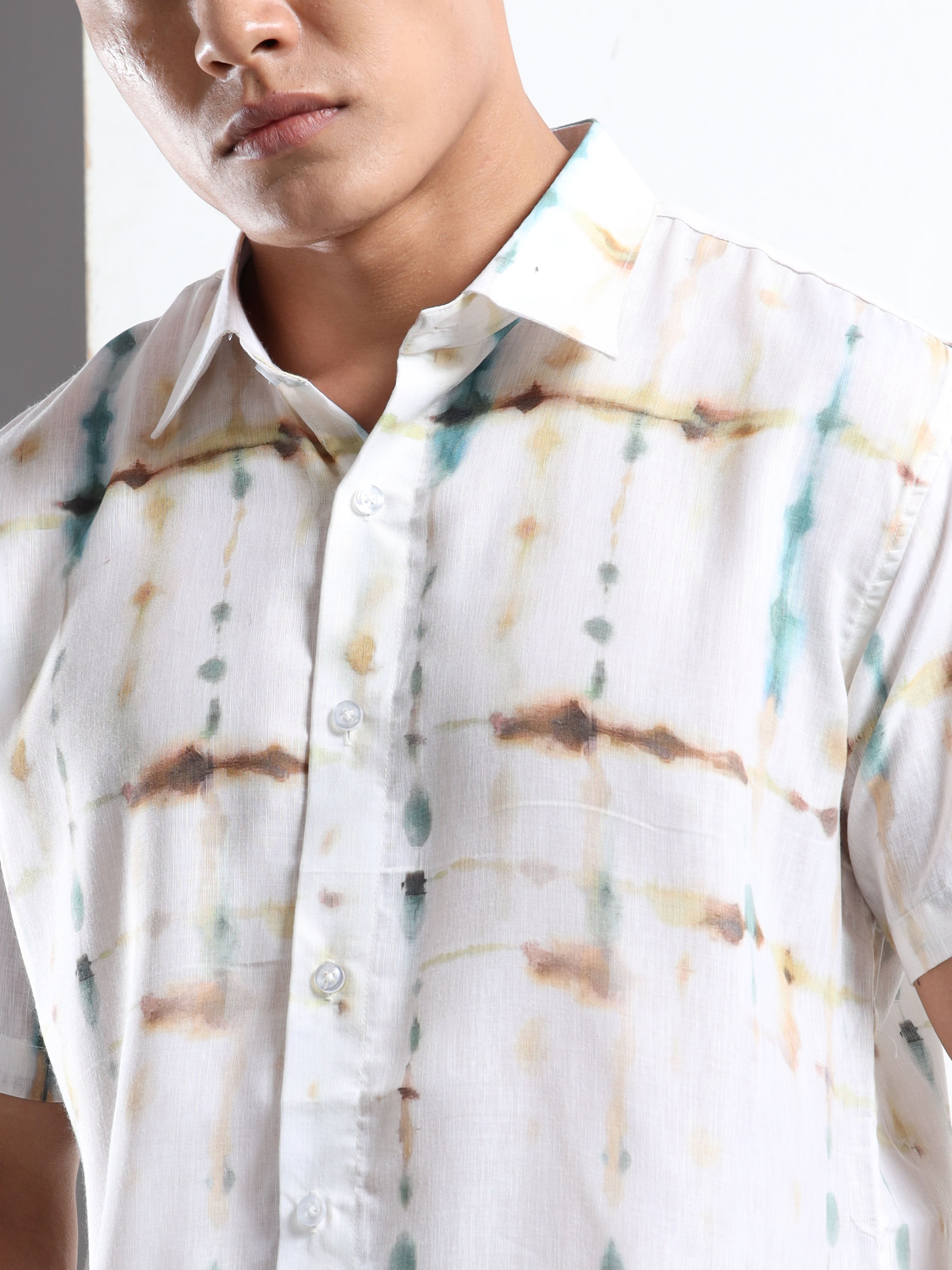 Men's Slim Fit Off-White Multi-Colour Tie-Dye Printed Casual Shirt