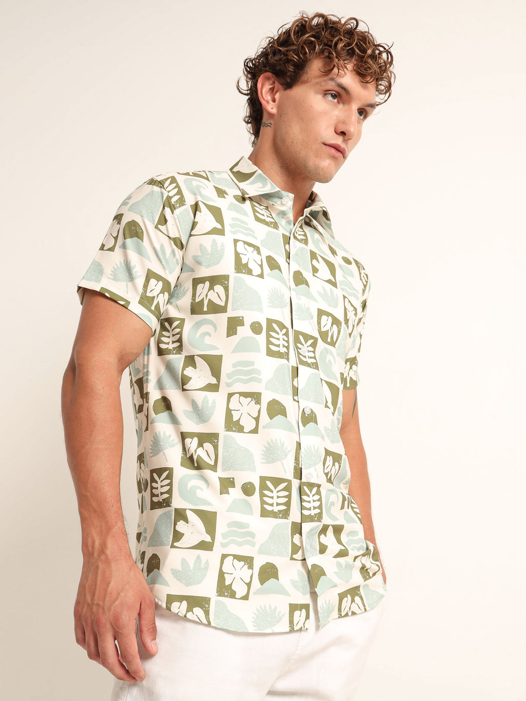 Off White Men Printed Casual Relaxed Fit Shirt